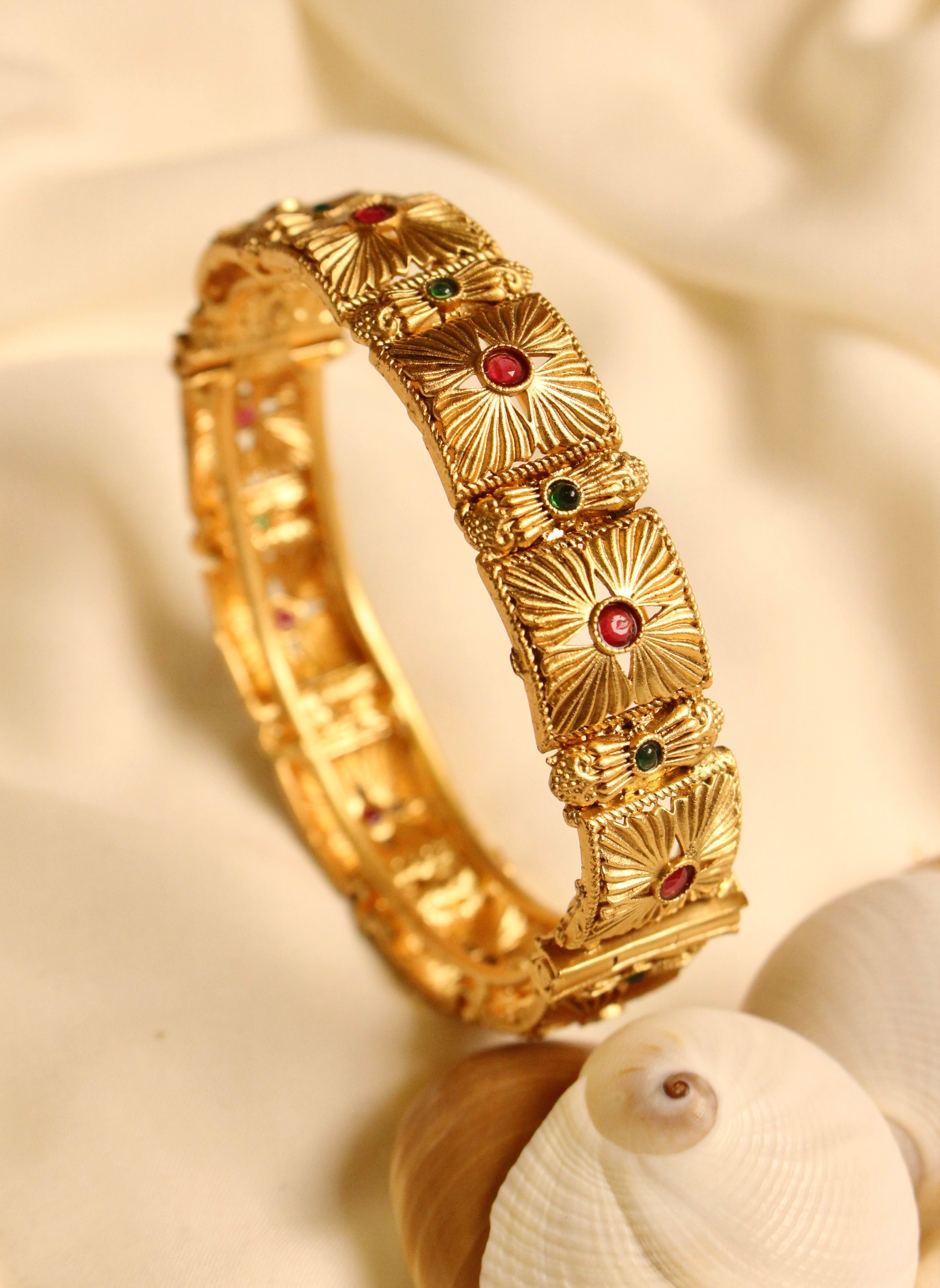 Heritage 47 - Aloro Jewels