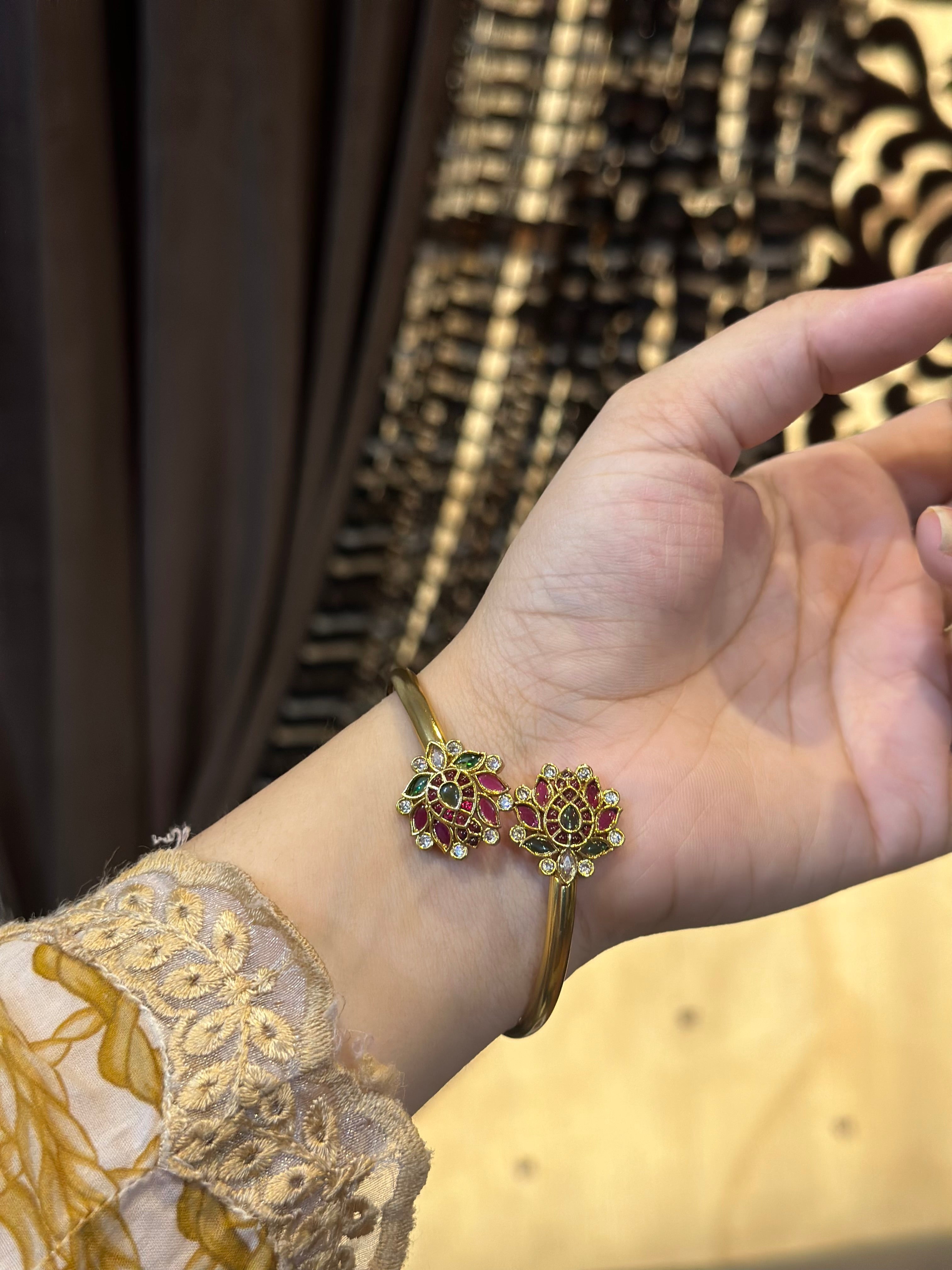Lotus Bracelet - Aloro Jewels