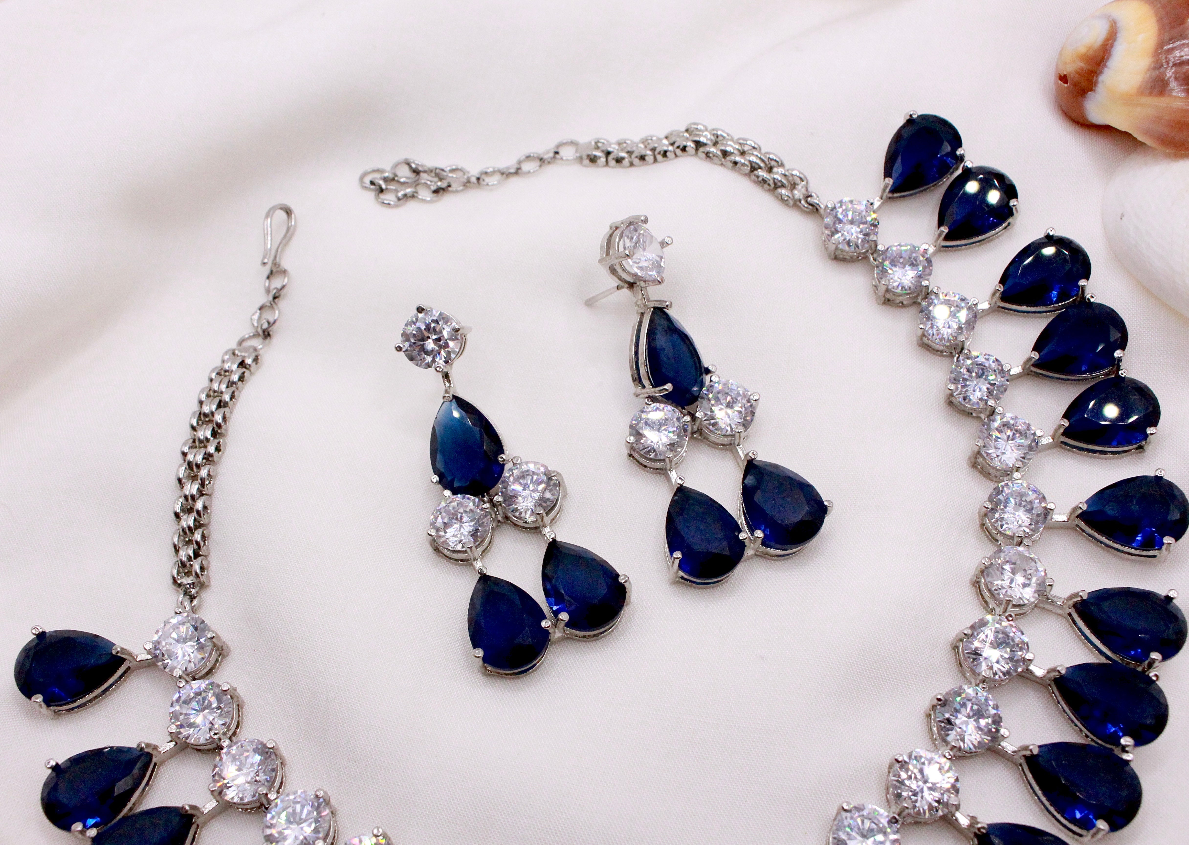 Blue Sparkling Set - Aloro Jewels