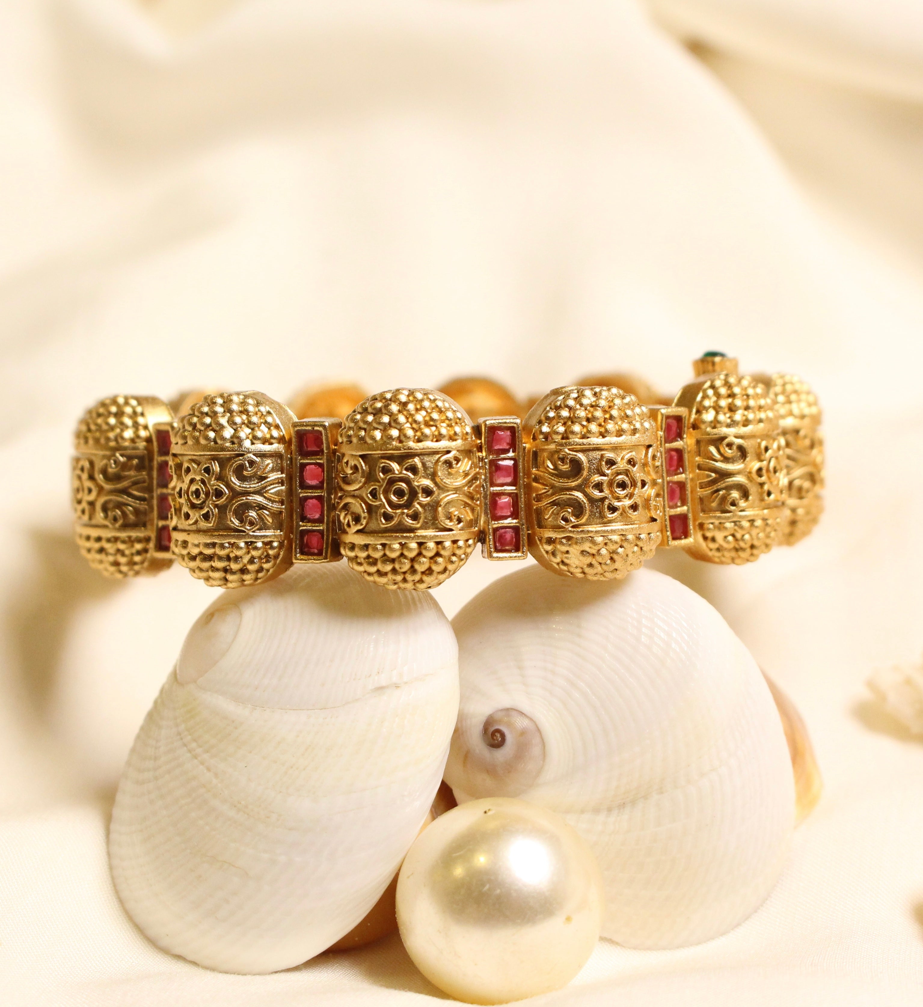 Heritage 6 - Aloro Jewels