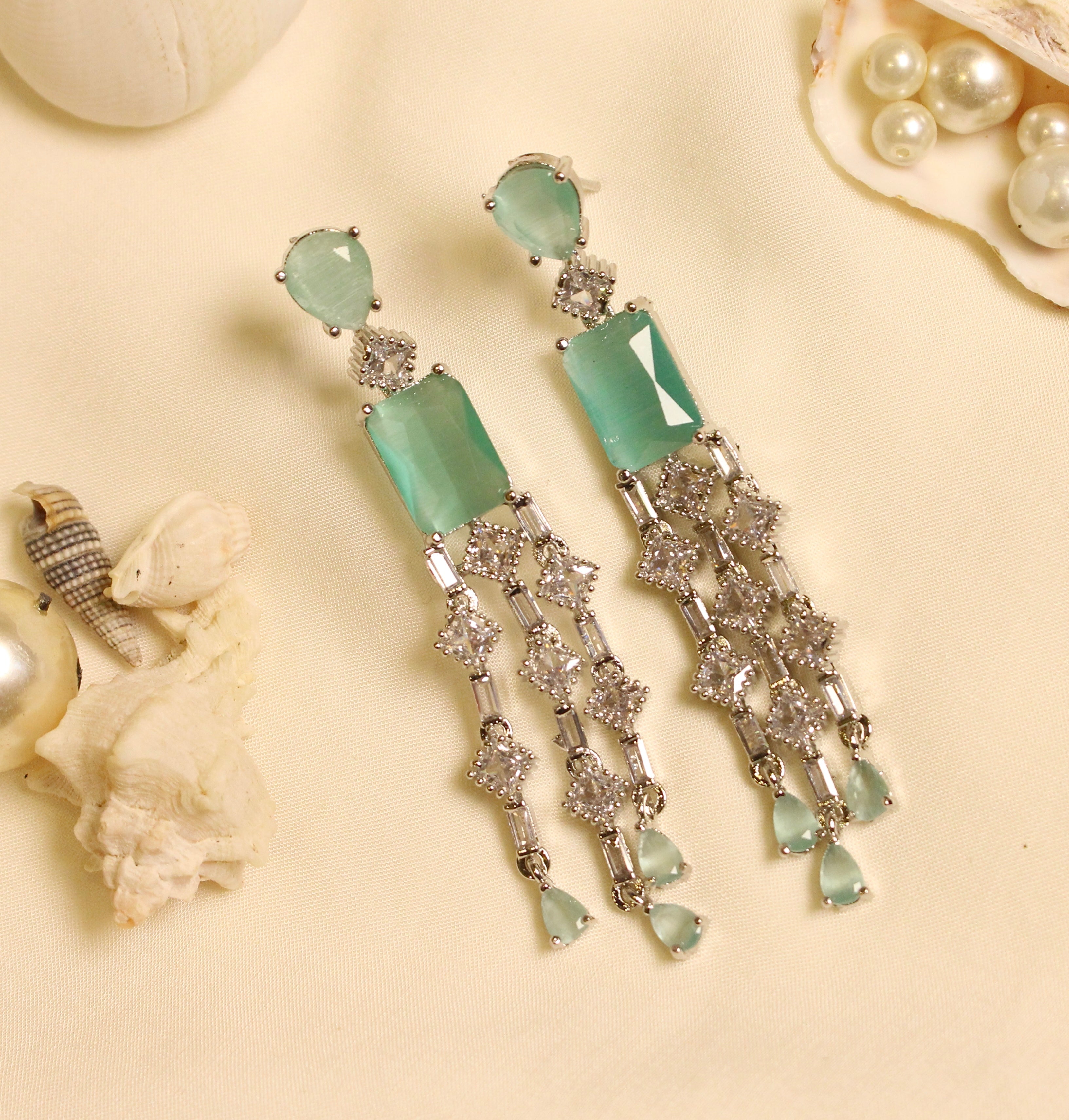 Sparkling Chandelier - Aloro Jewels