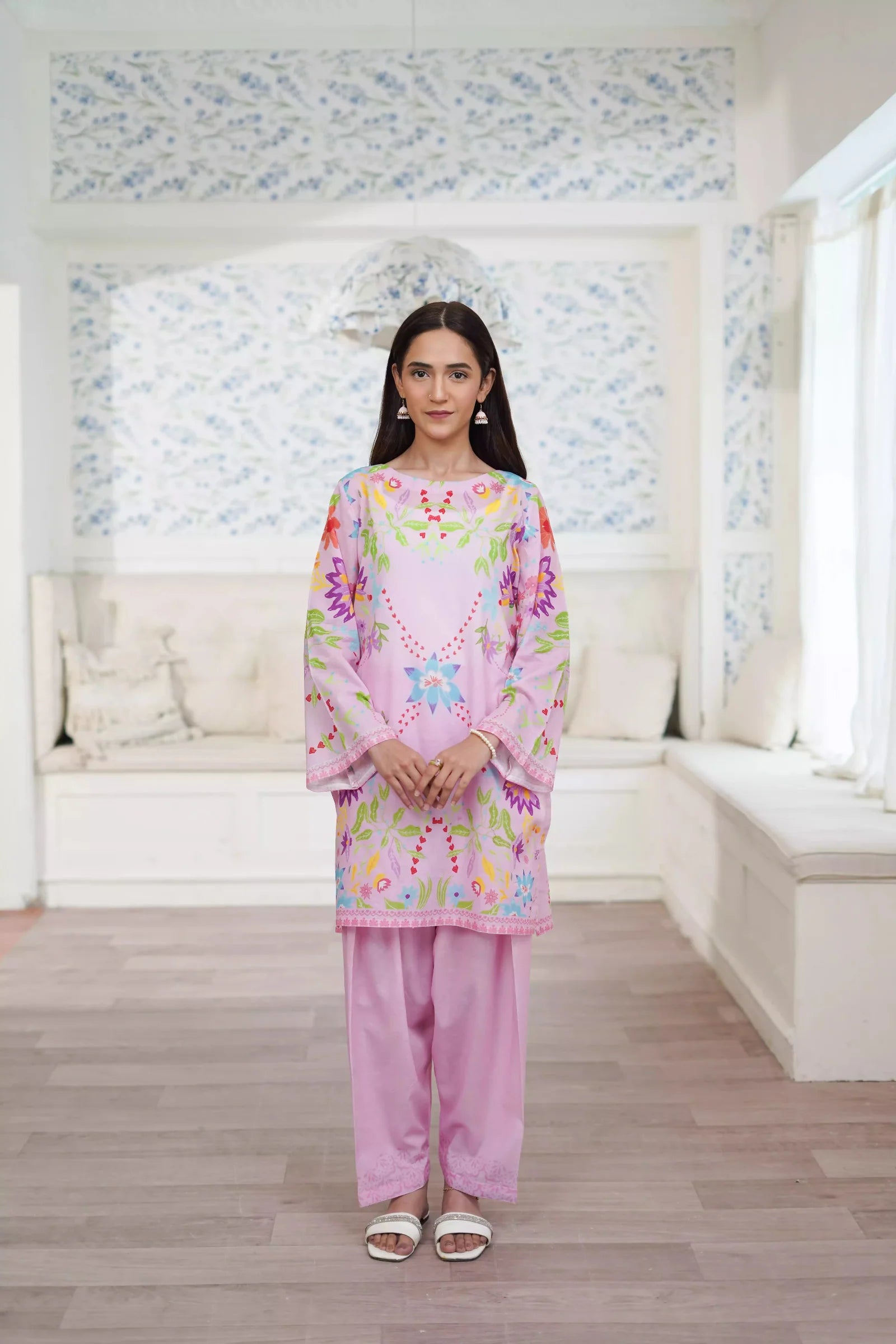 Floral Serenity - Lawn - Eleganza