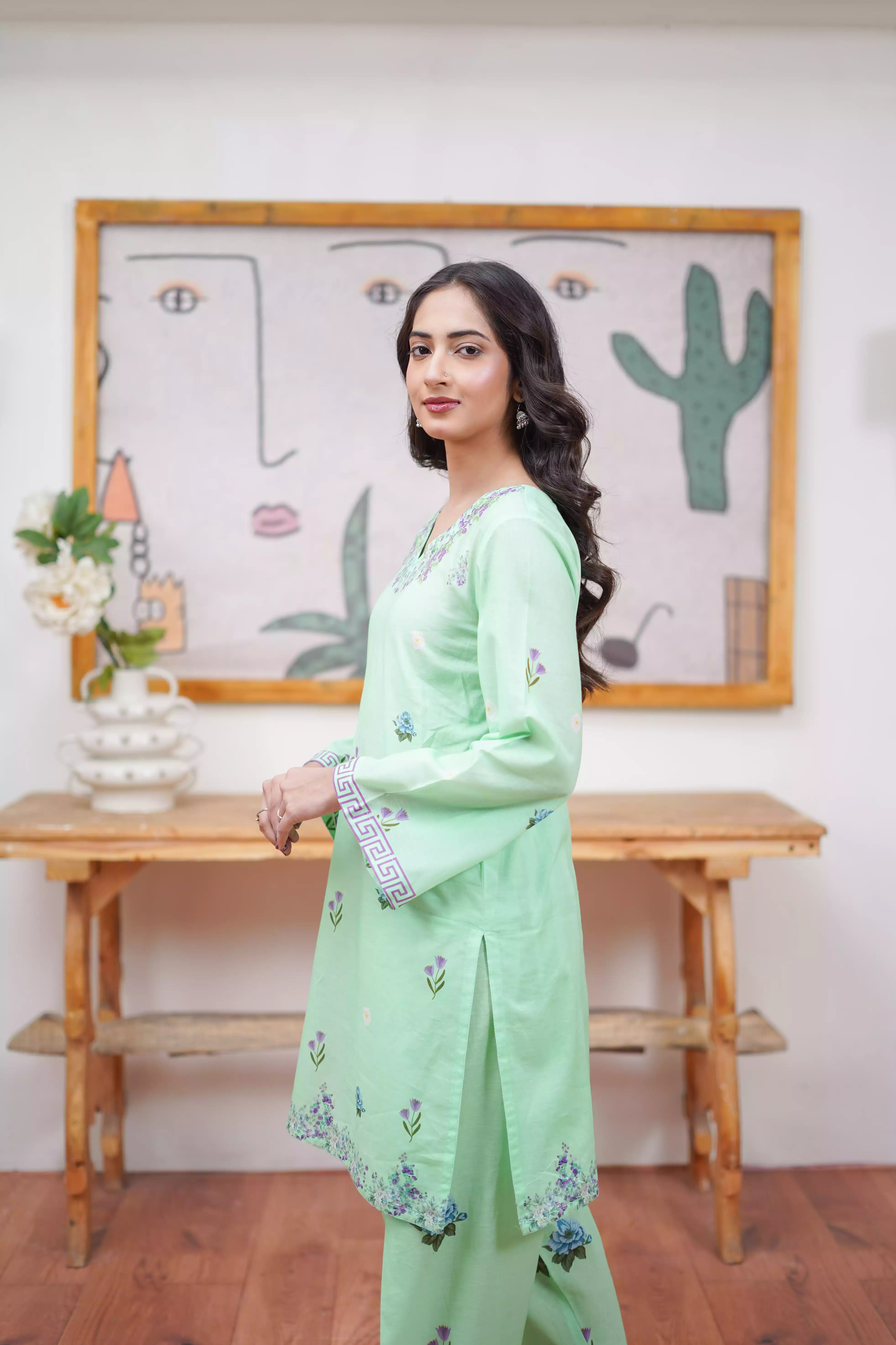 Floral Whisper - Lawn - Eleganza