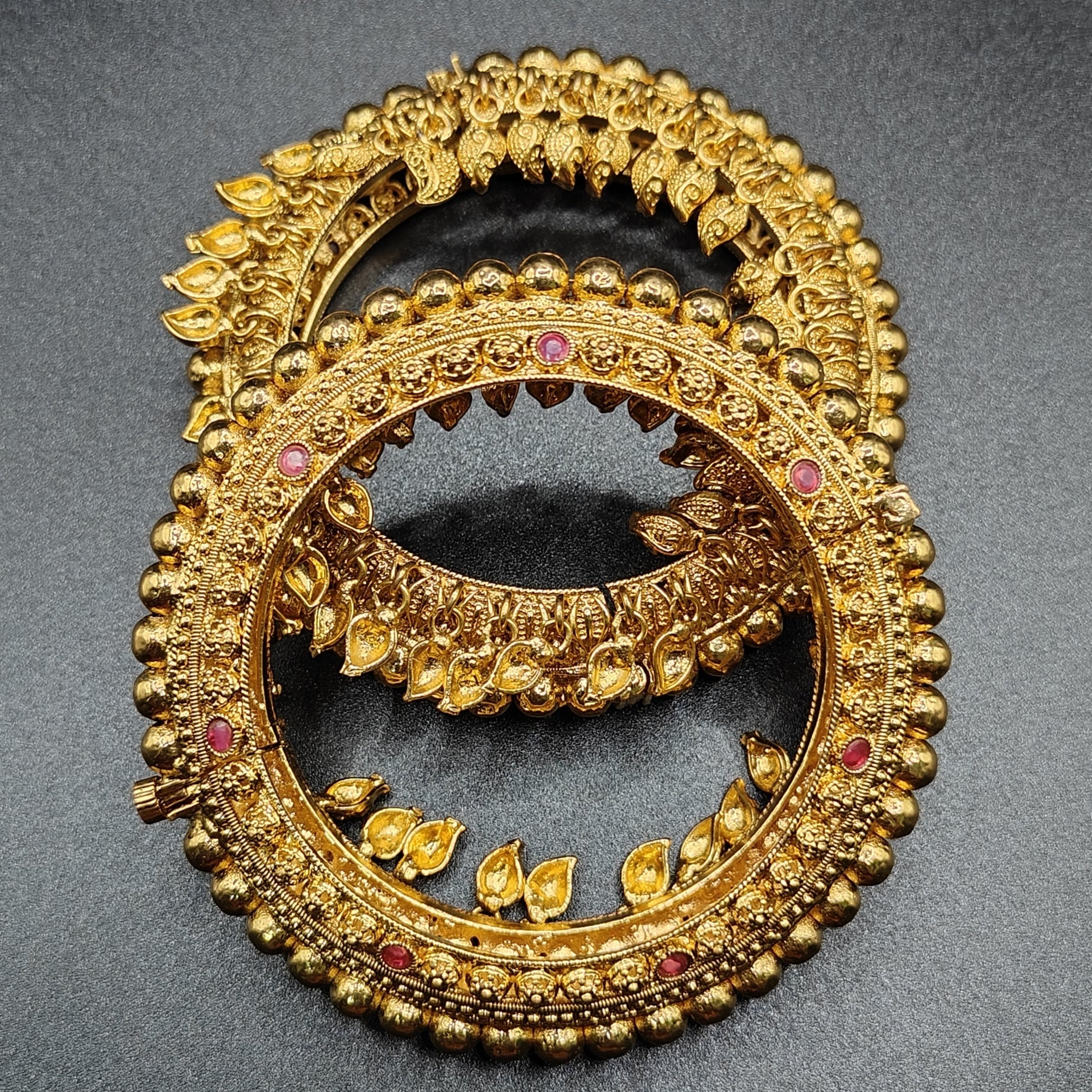 Gold Plated Rajwadi Kangan - Aloro Jewels