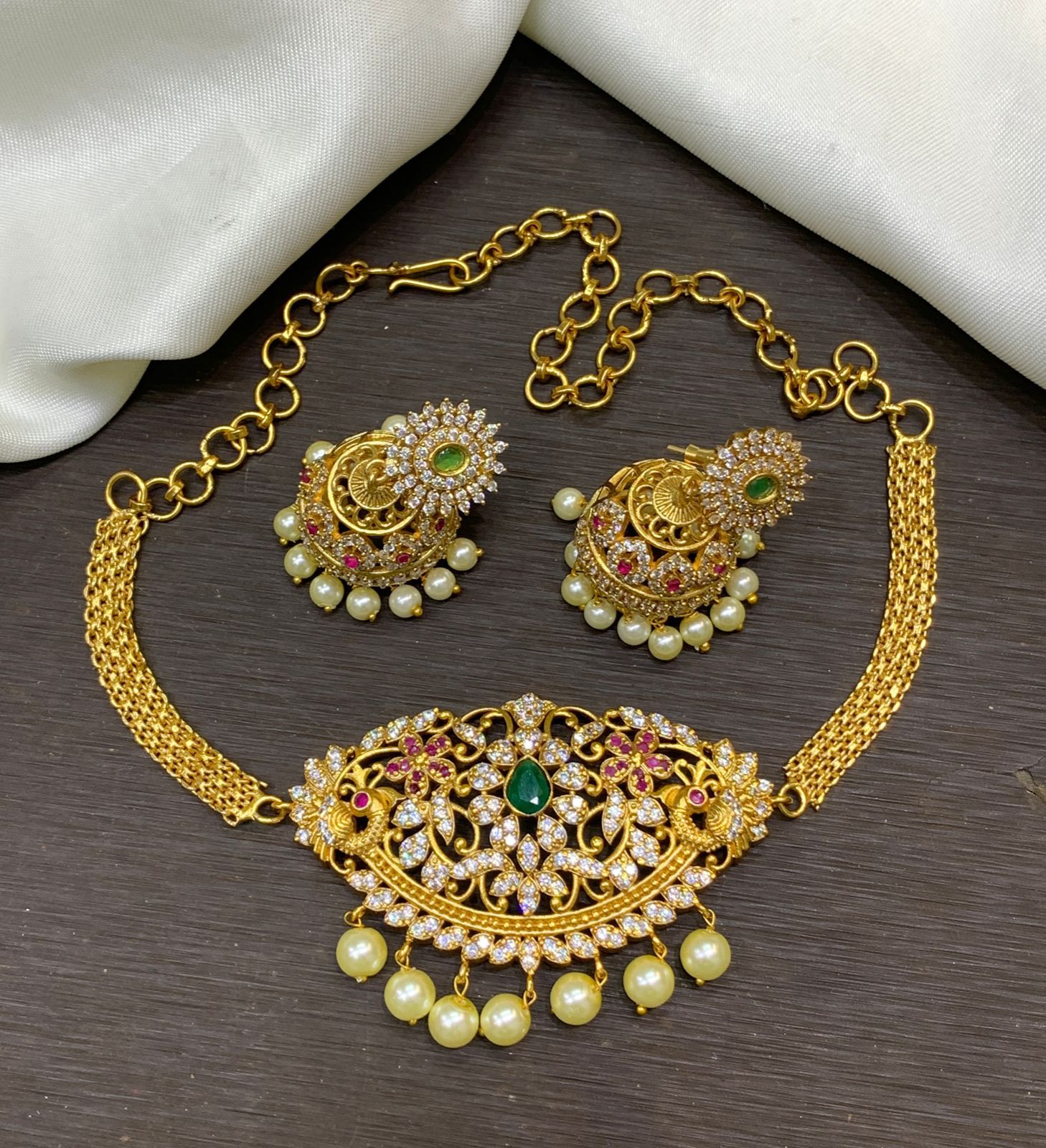 Gul Choker Necklace With Jhumki - Aloro Jewels