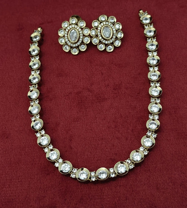 Mossinate Diamond Kundan Necklace Single Layer - Aloro Jewels