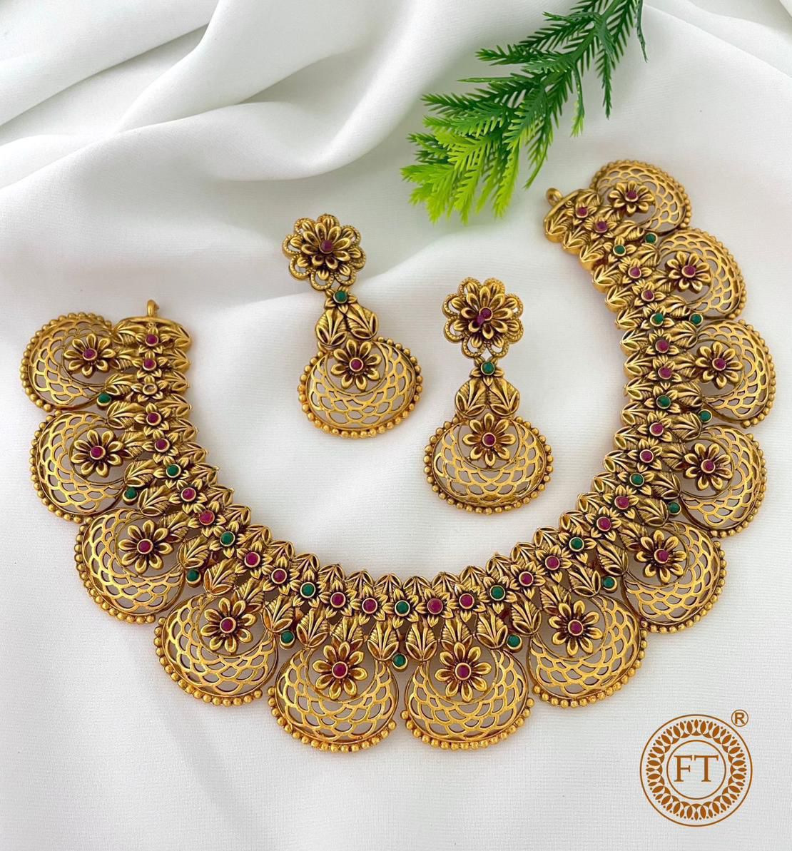 Gold Plated Handmade Necklace With Earrings - Aloro Jewels