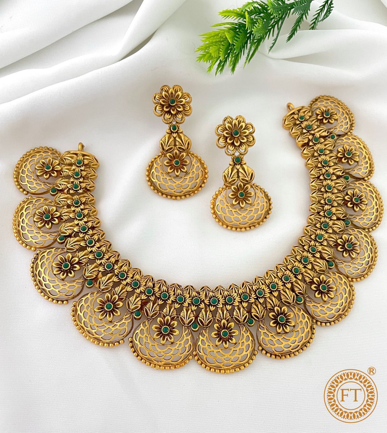 Gold Plated Handmade Necklace With Earrings - Aloro Jewels
