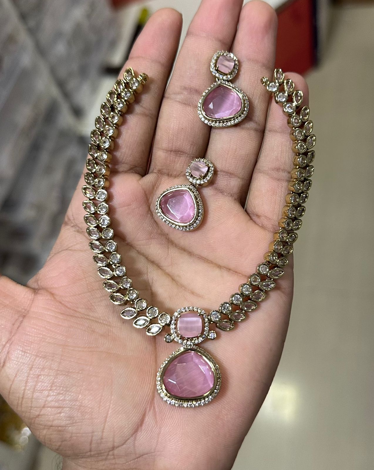 Kundan  Set - Aloro Jewels