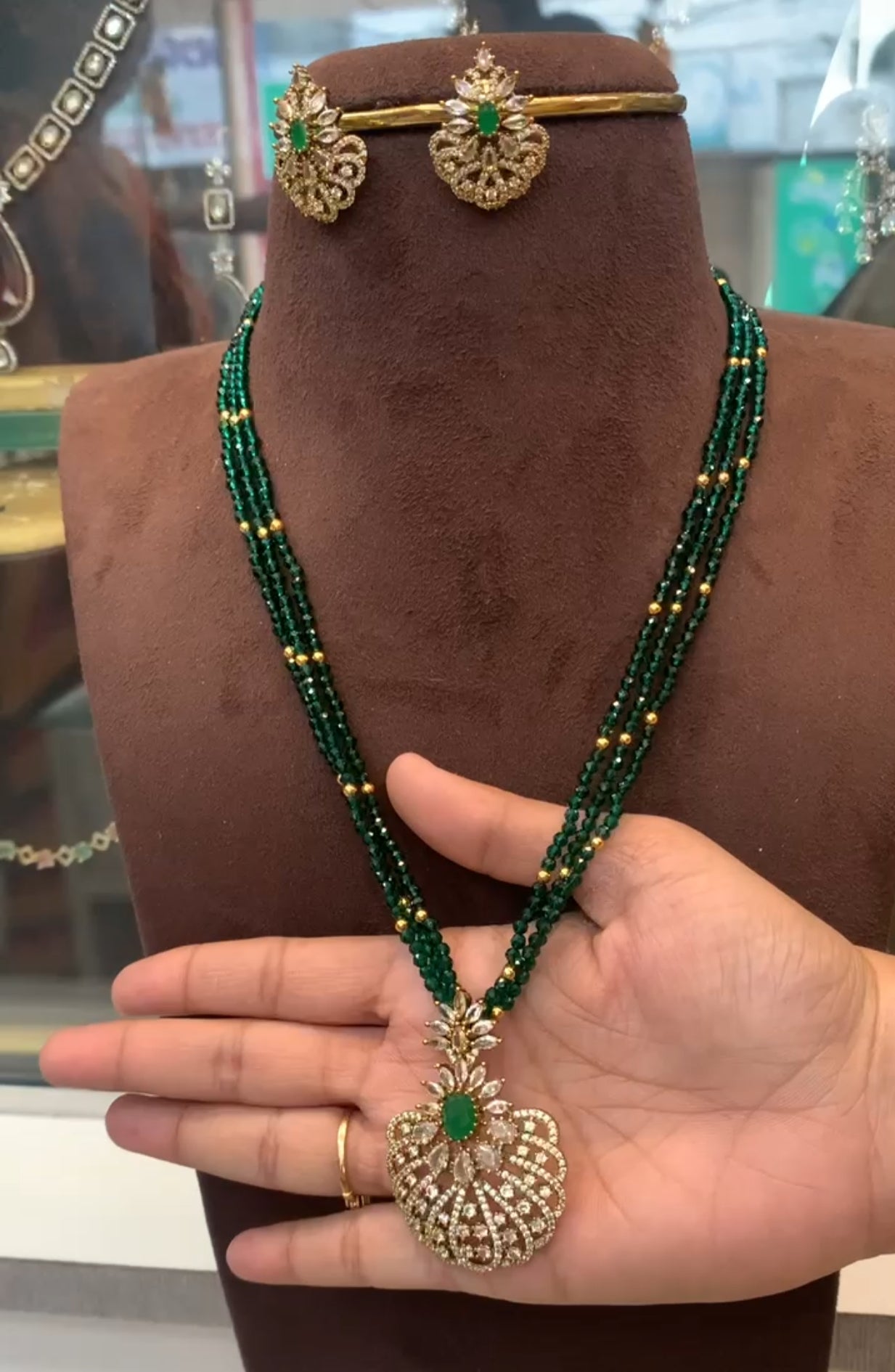 Zumurd American Diamond And Emerald Mala - Aloro Jewels