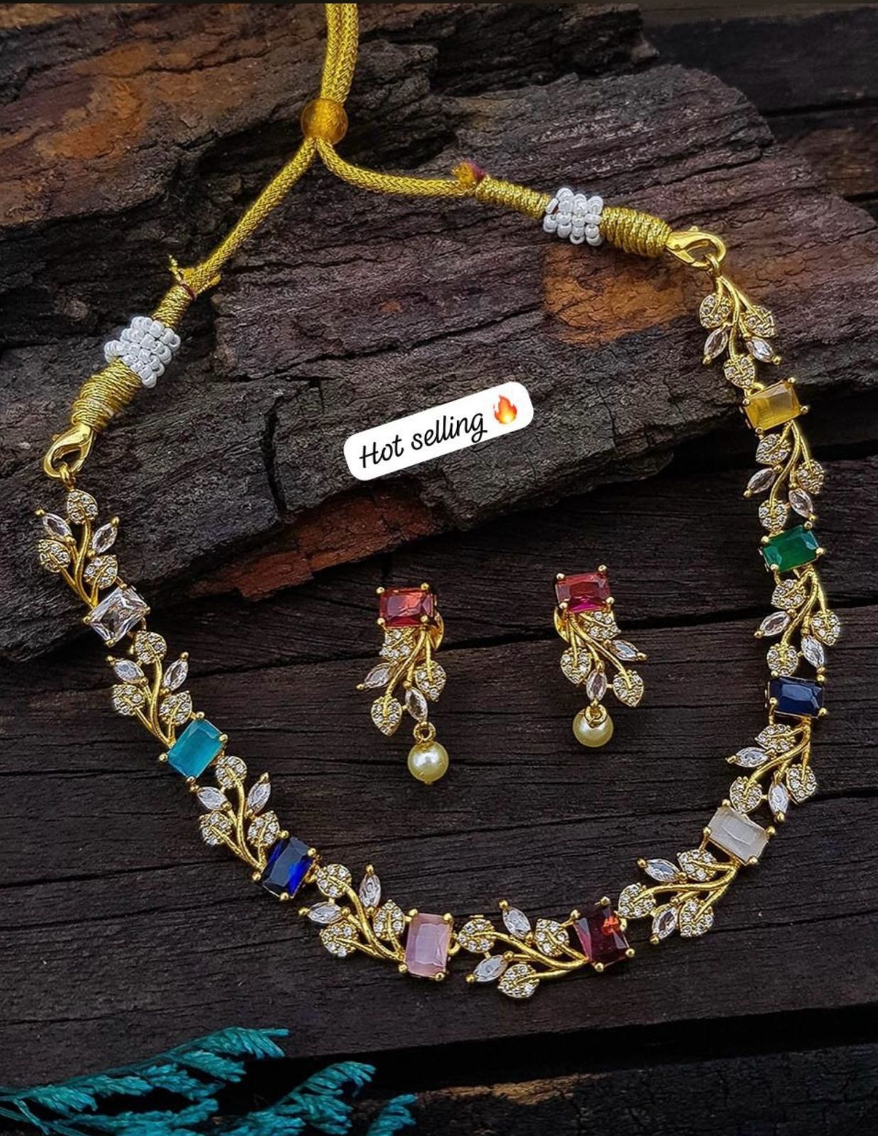 Rang Gold Plated Naturattan Necklace With Earrings - Aloro Jewels