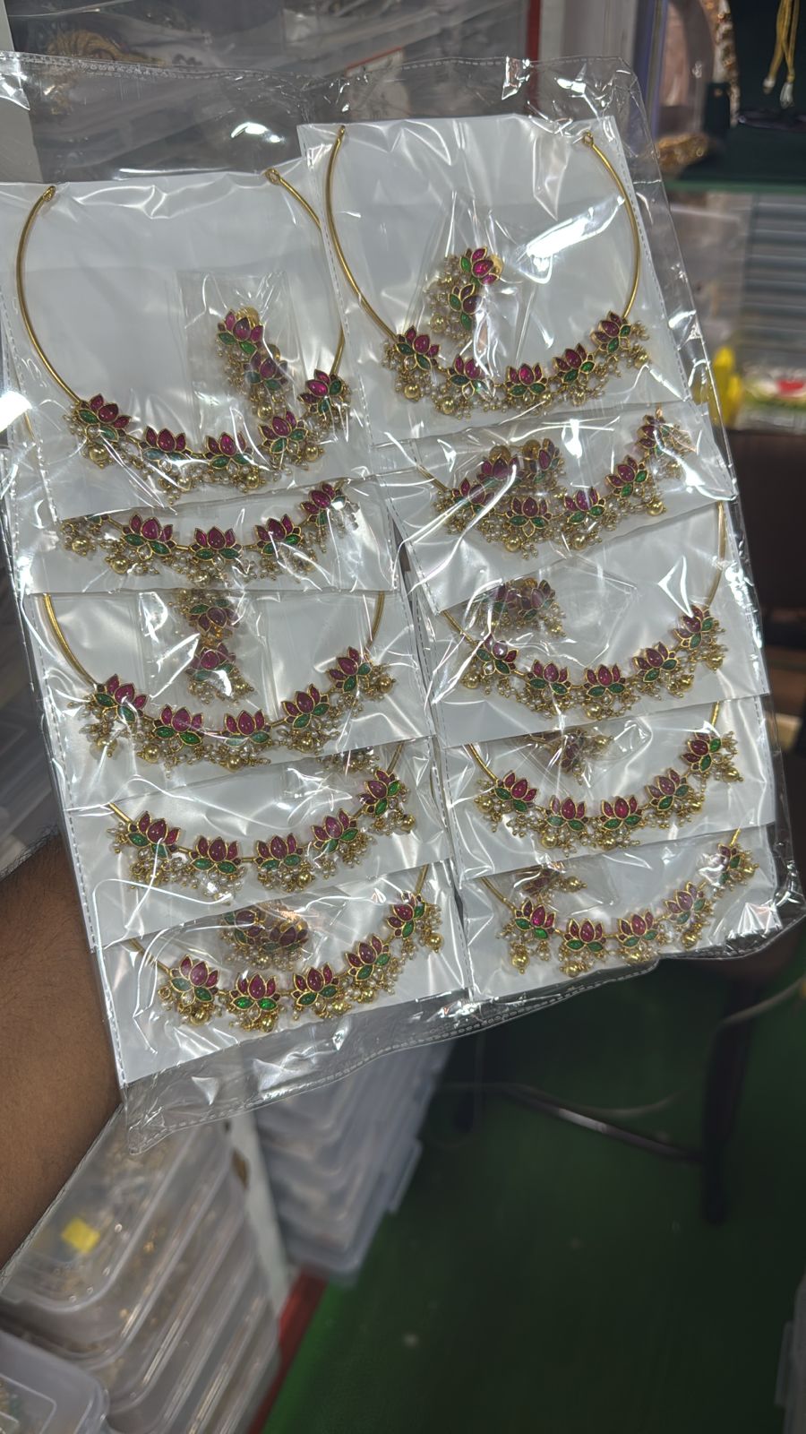 Lotus Hasli Necklace With Earrings - Aloro Jewels