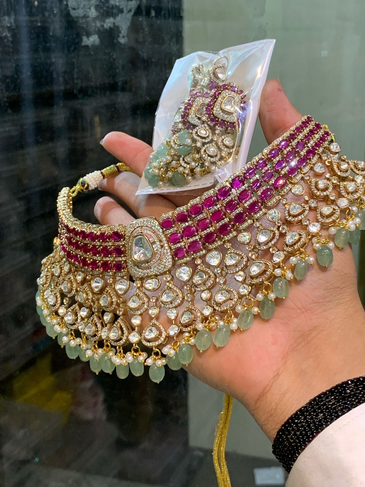 Designer Kundan Bridal Necklace - Aloro Jewels
