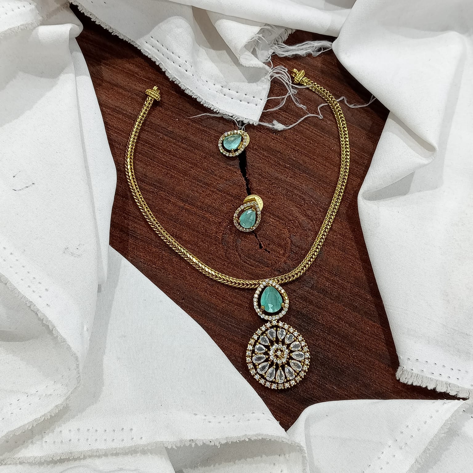 Afroz Gold Plated Choker Necklace With Earrings - Aloro Jewels