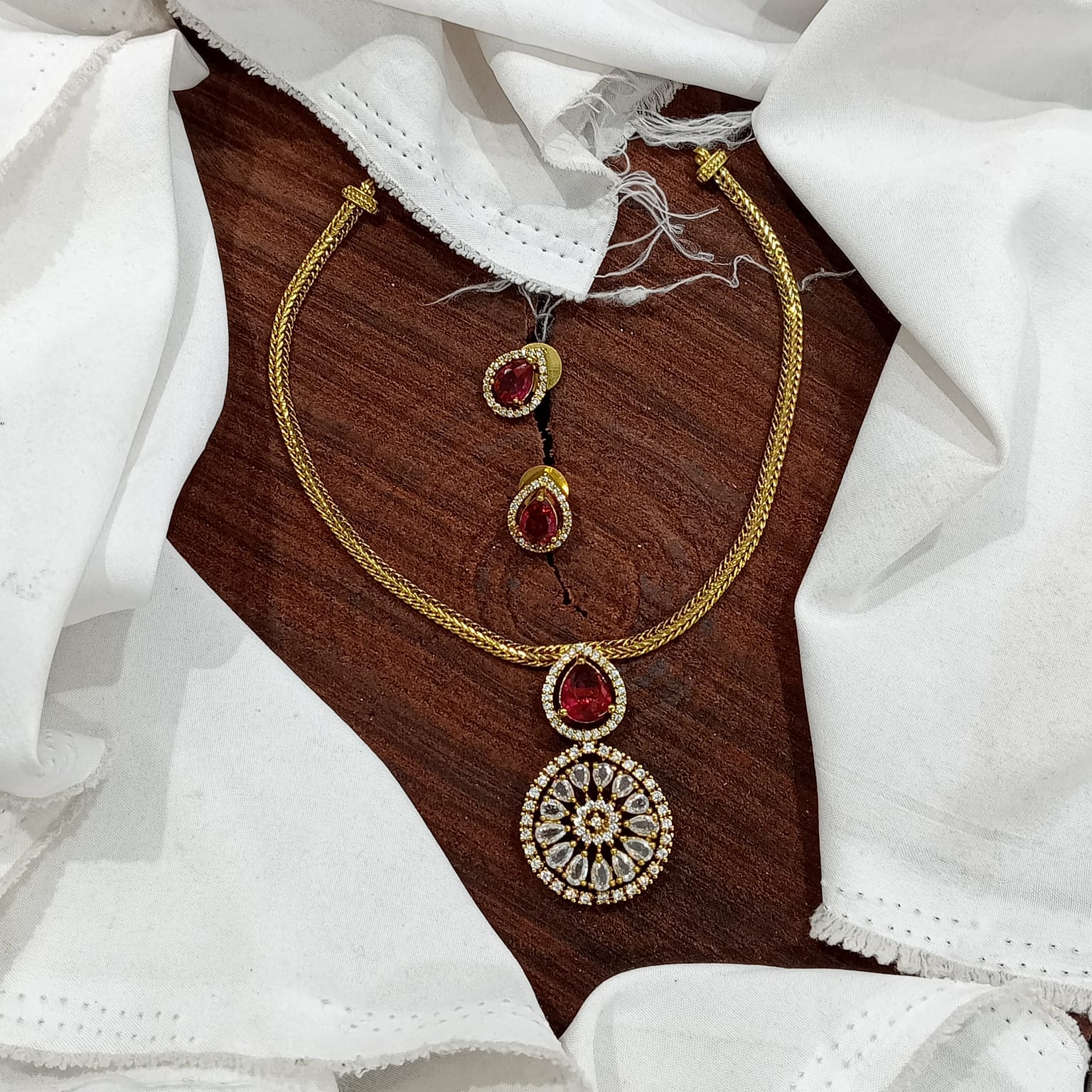 Afroz Gold Plated Choker Necklace With Earrings - Aloro Jewels