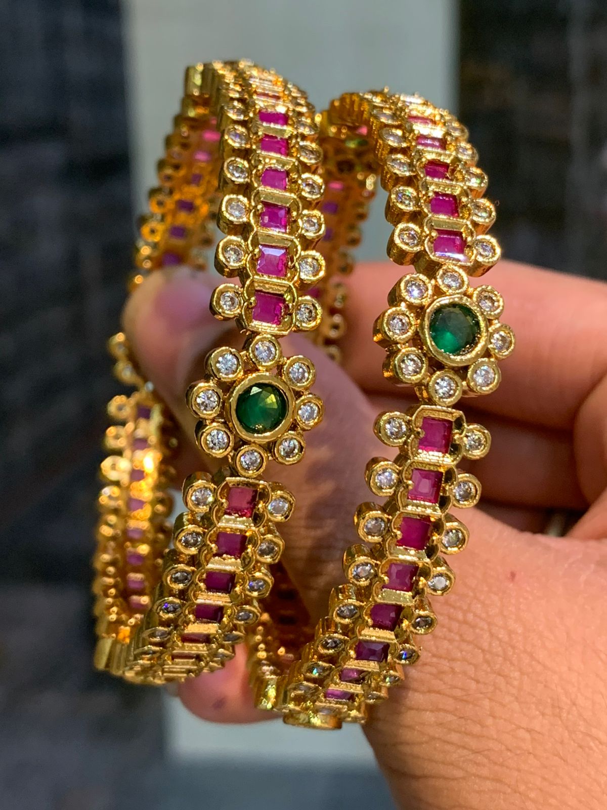 Kundan Floral Kanghan Pair - Aloro Jewels