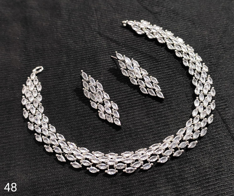 Paree Choker Necklace With Earrings - Aloro Jewels