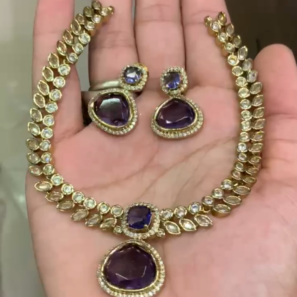 Kundan  Set - Aloro Jewels