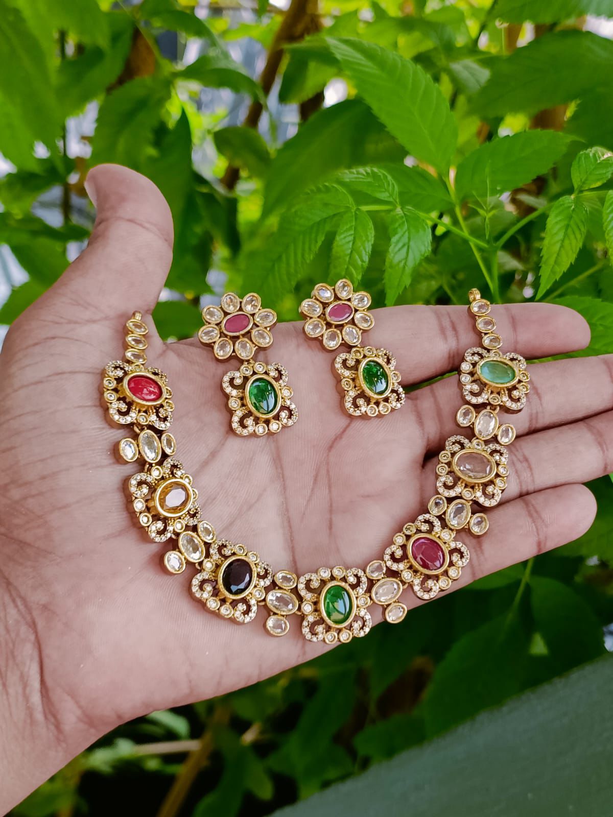 Naubahar Kundan Necklace - Aloro Jewels