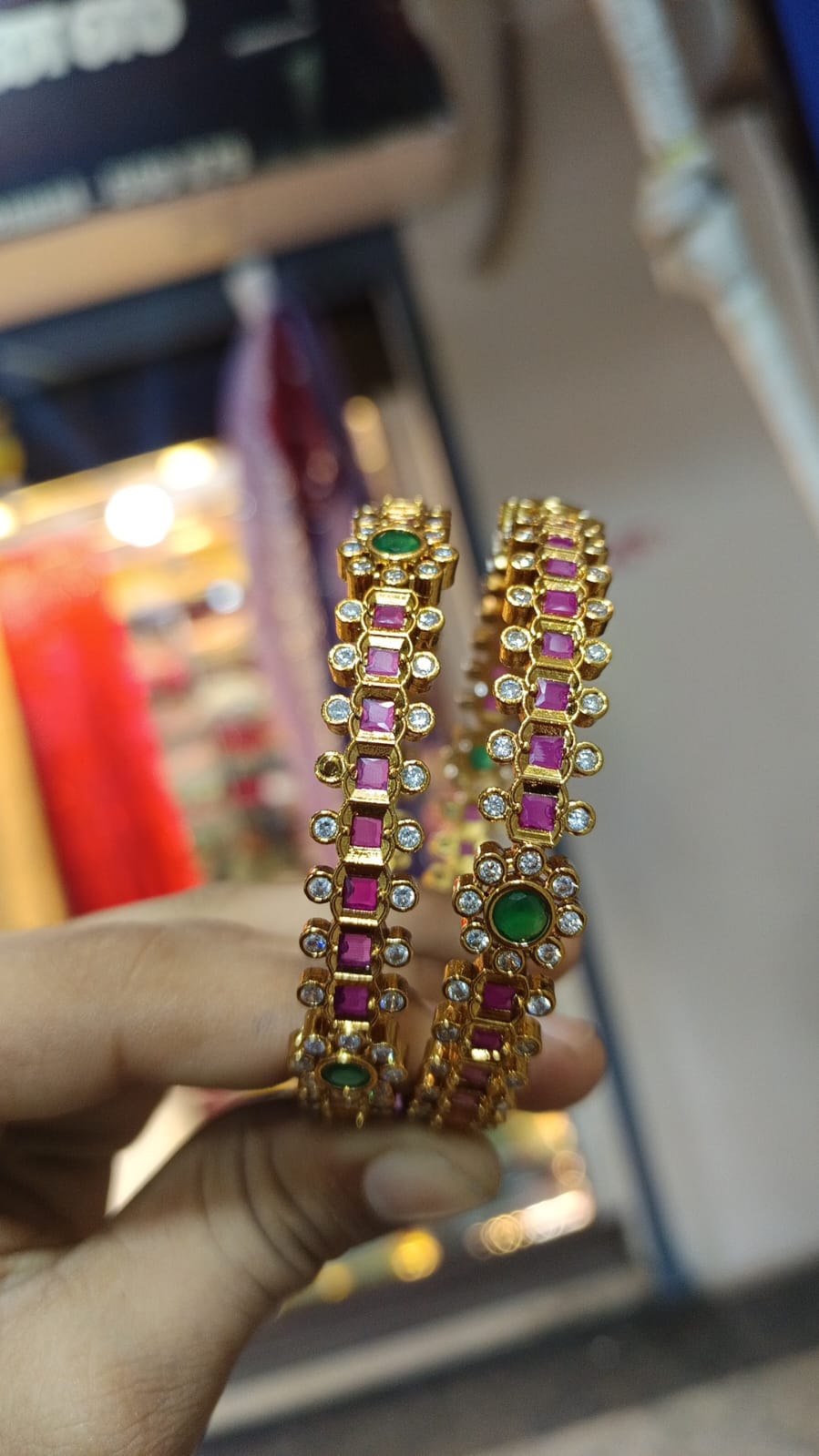 Kundan Floral Kanghan Pair - Aloro Jewels