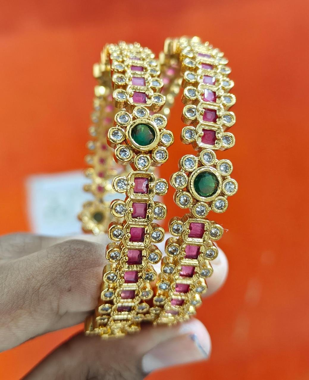 Kundan Floral Kanghan Pair - Aloro Jewels