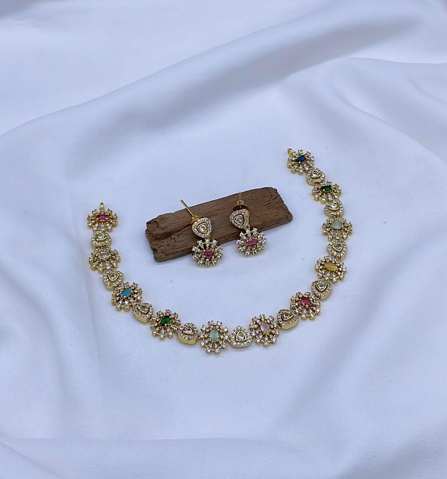 Naurattan Kundan Necklace With Earrings - Aloro Jewels