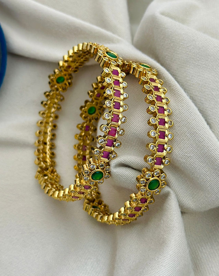 Kundan Floral Kanghan Pair - Aloro Jewels