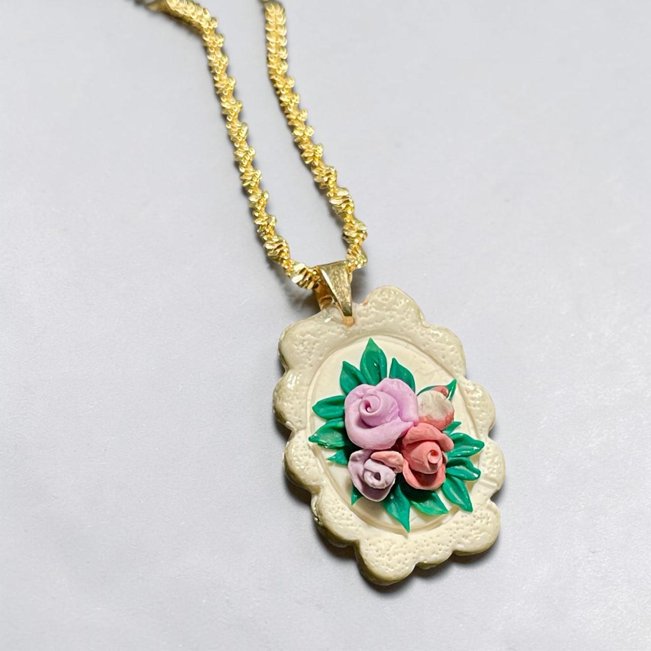 Vintage Floral Pendants - Clay Boutique