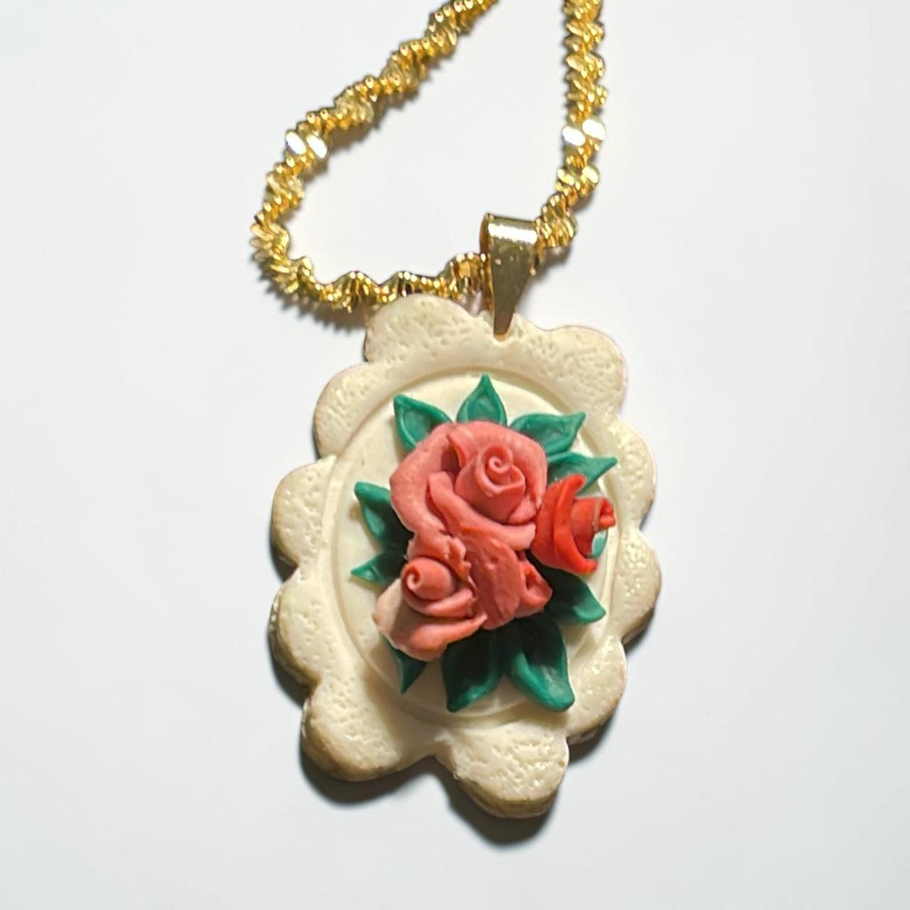 Vintage Floral Pendants - Clay Boutique