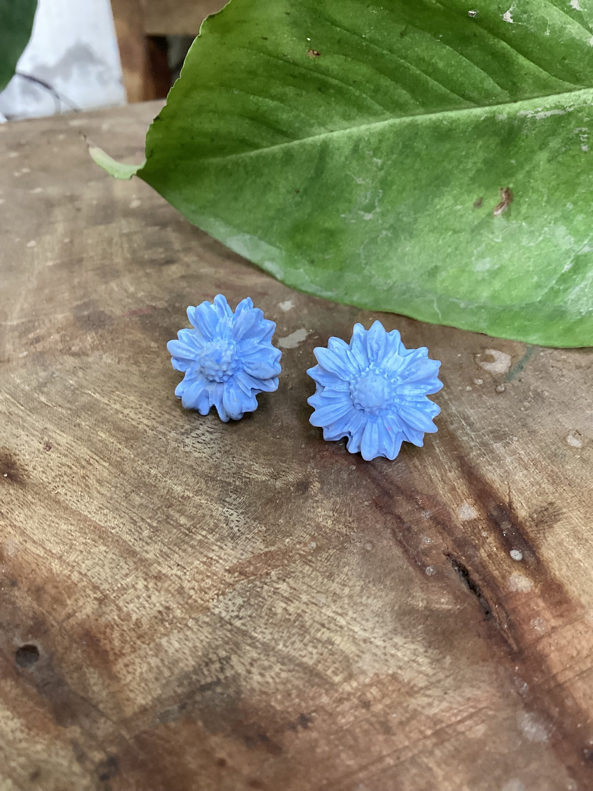 Flowers studs - Clay Boutique