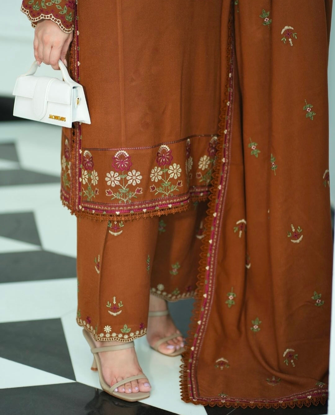 Chiku Embroidery 3Pcs - Tawakal Closet
