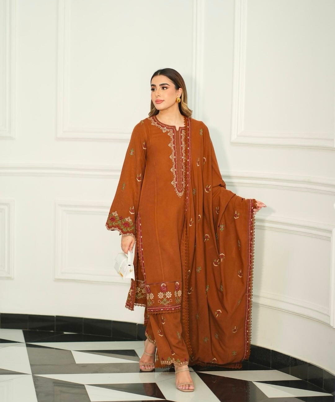 Chiku Embroidery 3Pcs - Tawakal Closet
