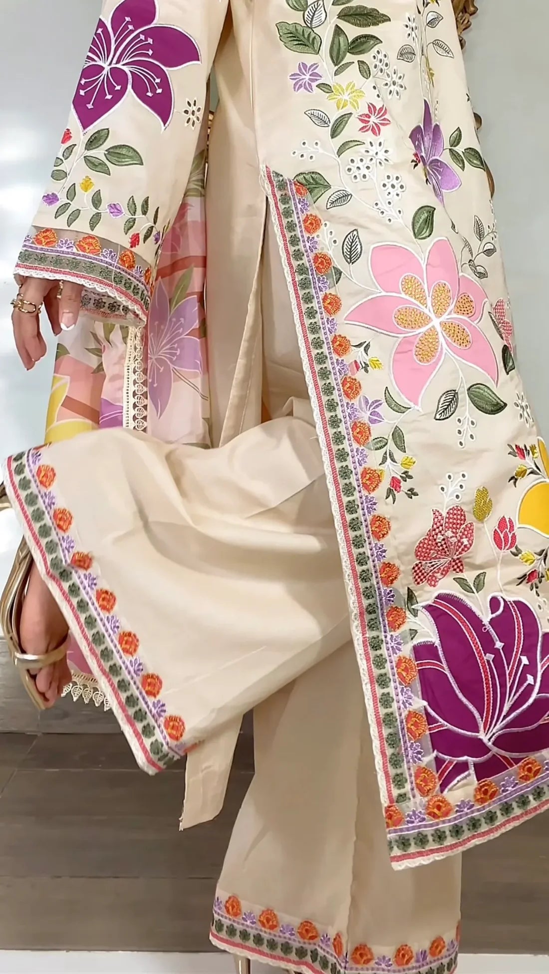 Florals Premium 3Pcs - Lawn - Urban Haya