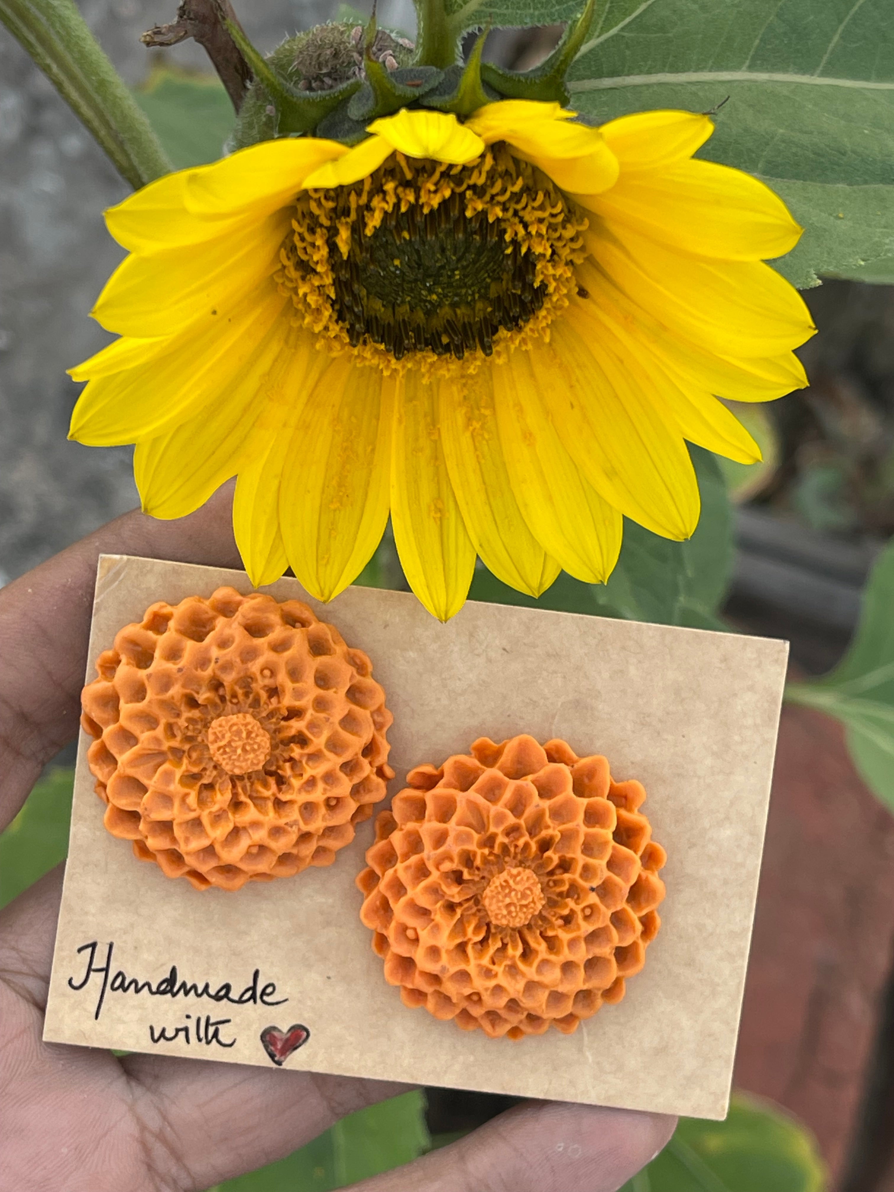 Maygold- Genda Studs - Clay Boutique