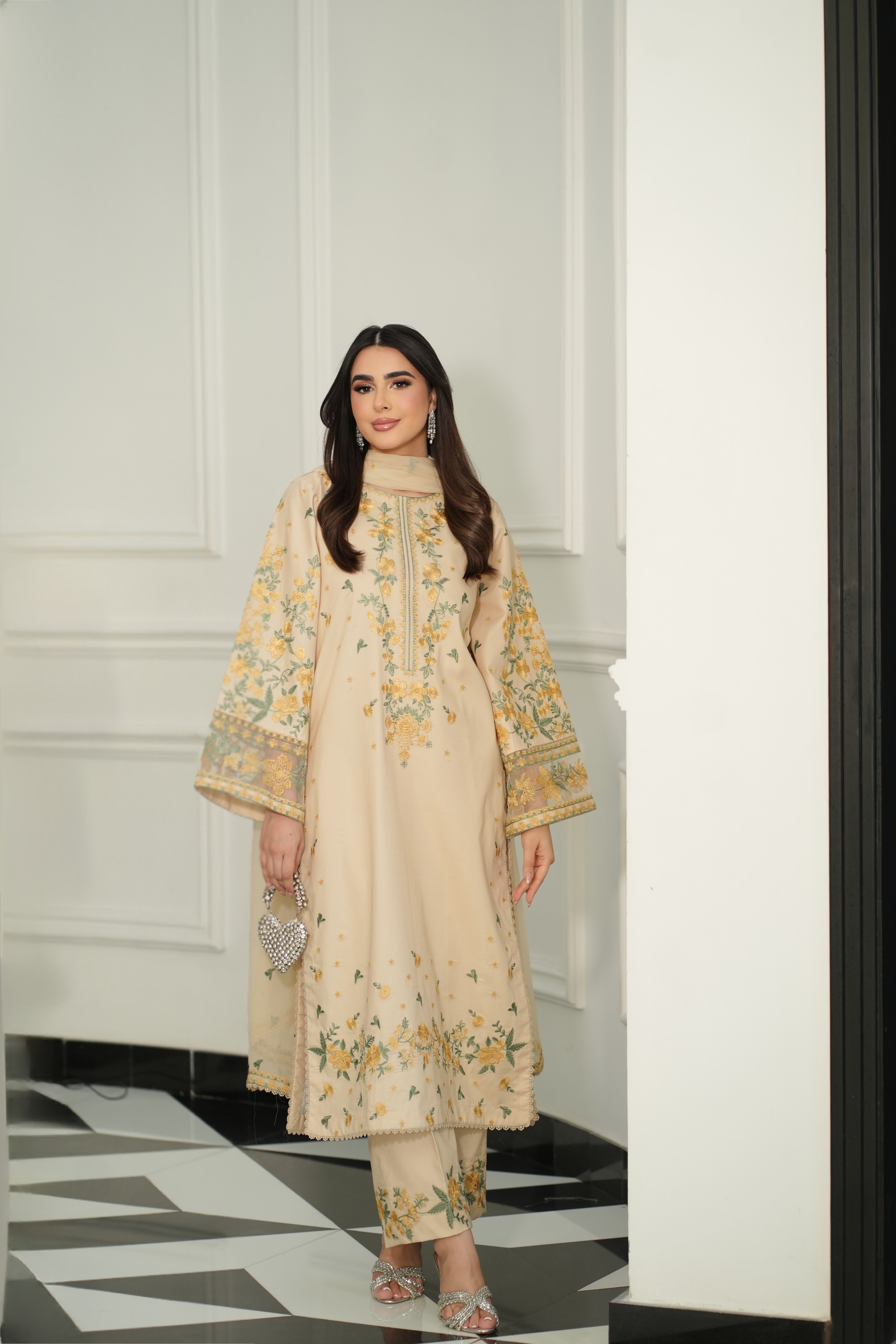 Kashish-e-Kora 3Piece Stitched - Tawakal Closet