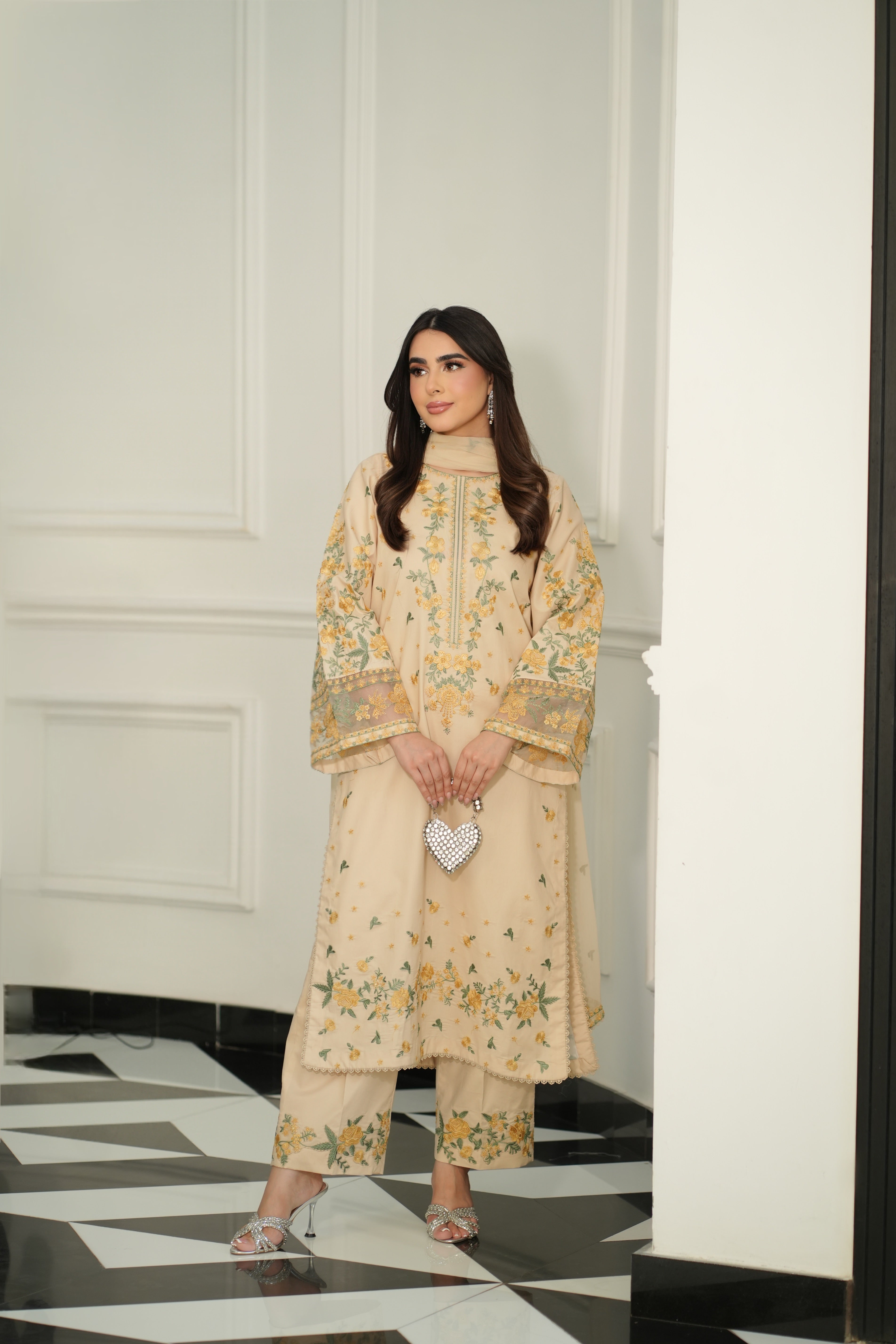 Kashish-e-Kora 3Piece Stitched - Tawakal Closet