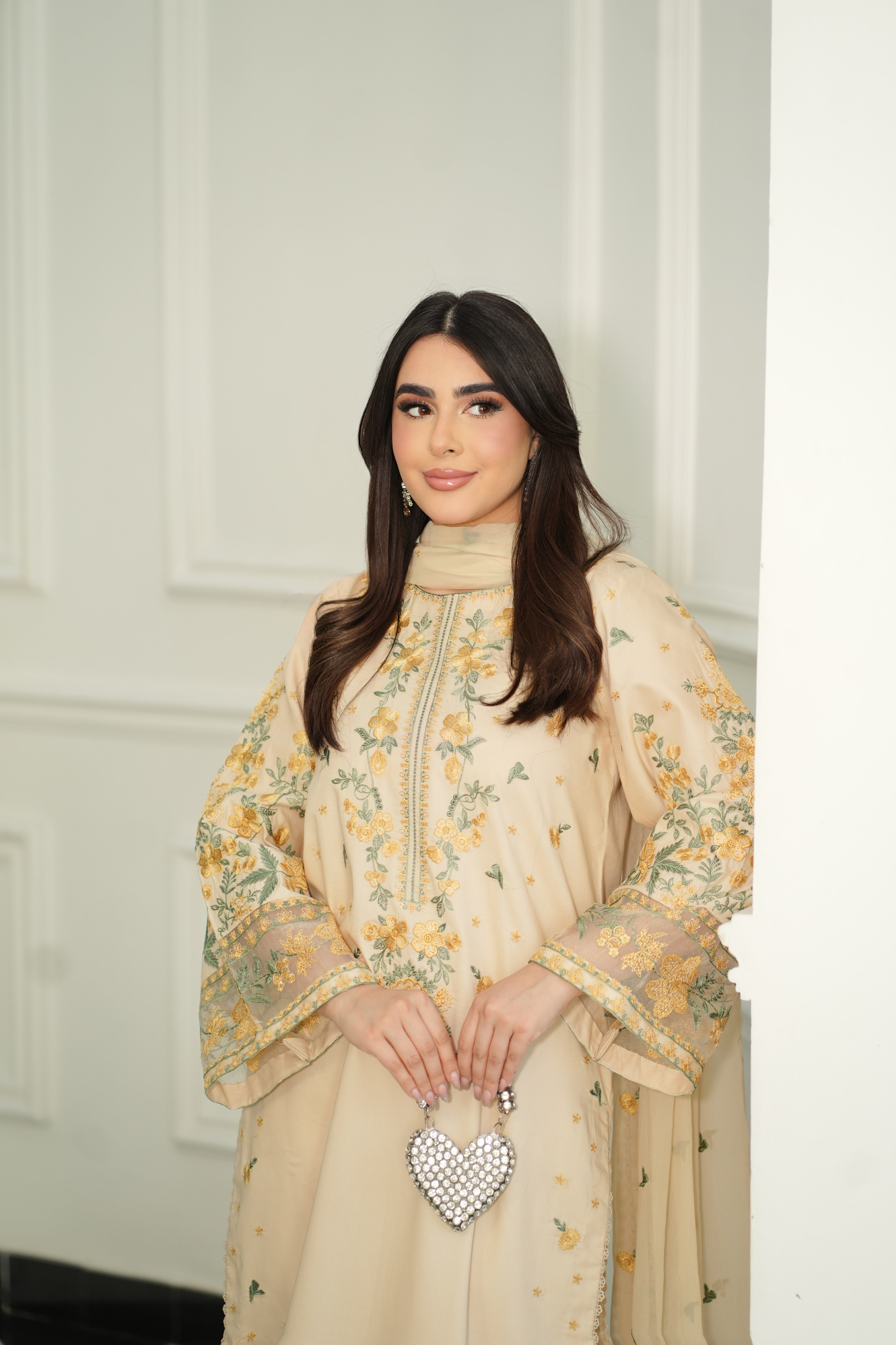 Kashish-e-Kora 3Piece Stitched - Tawakal Closet