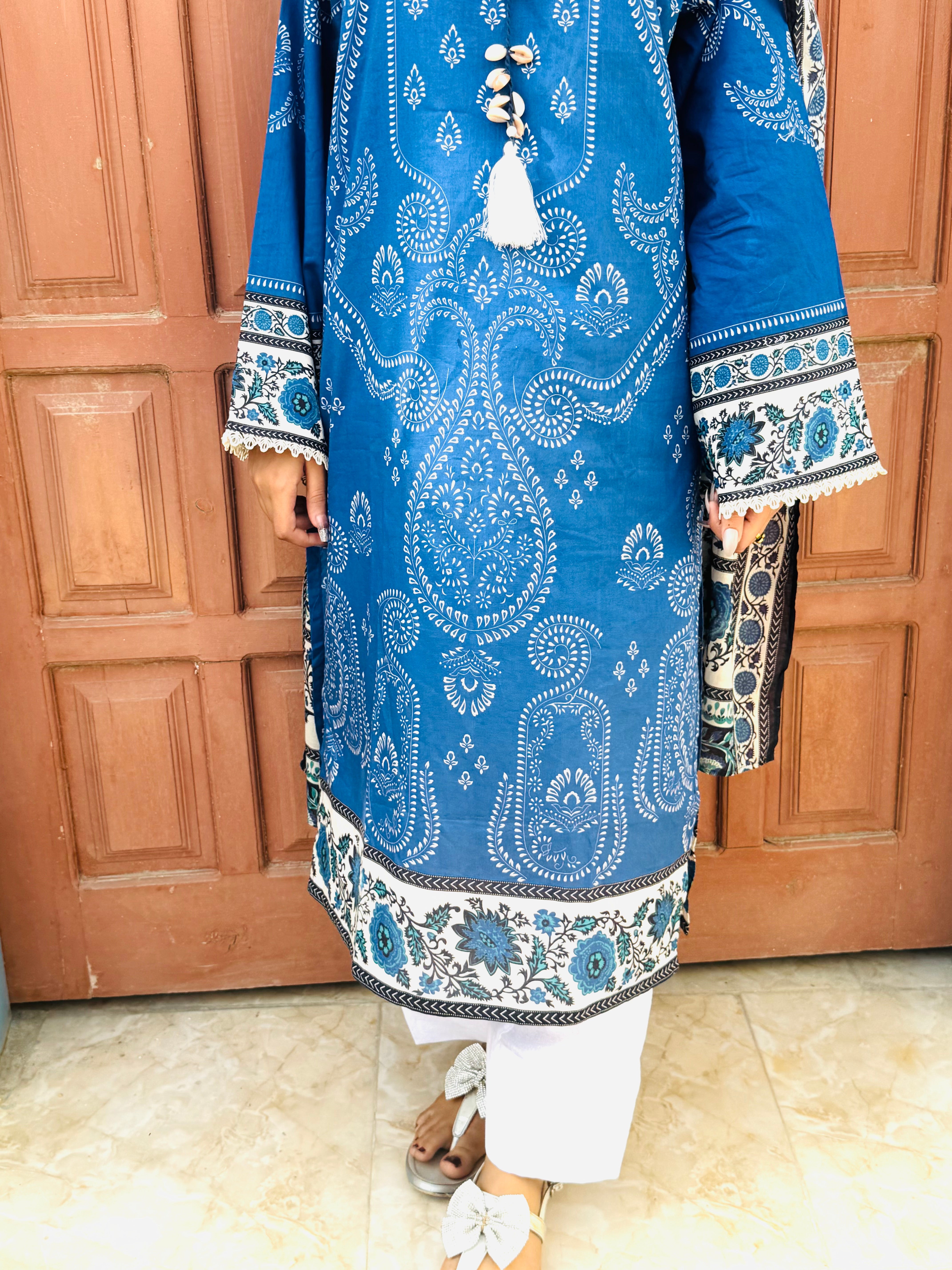 Printed Lawn Stitched 3 Piece Suit