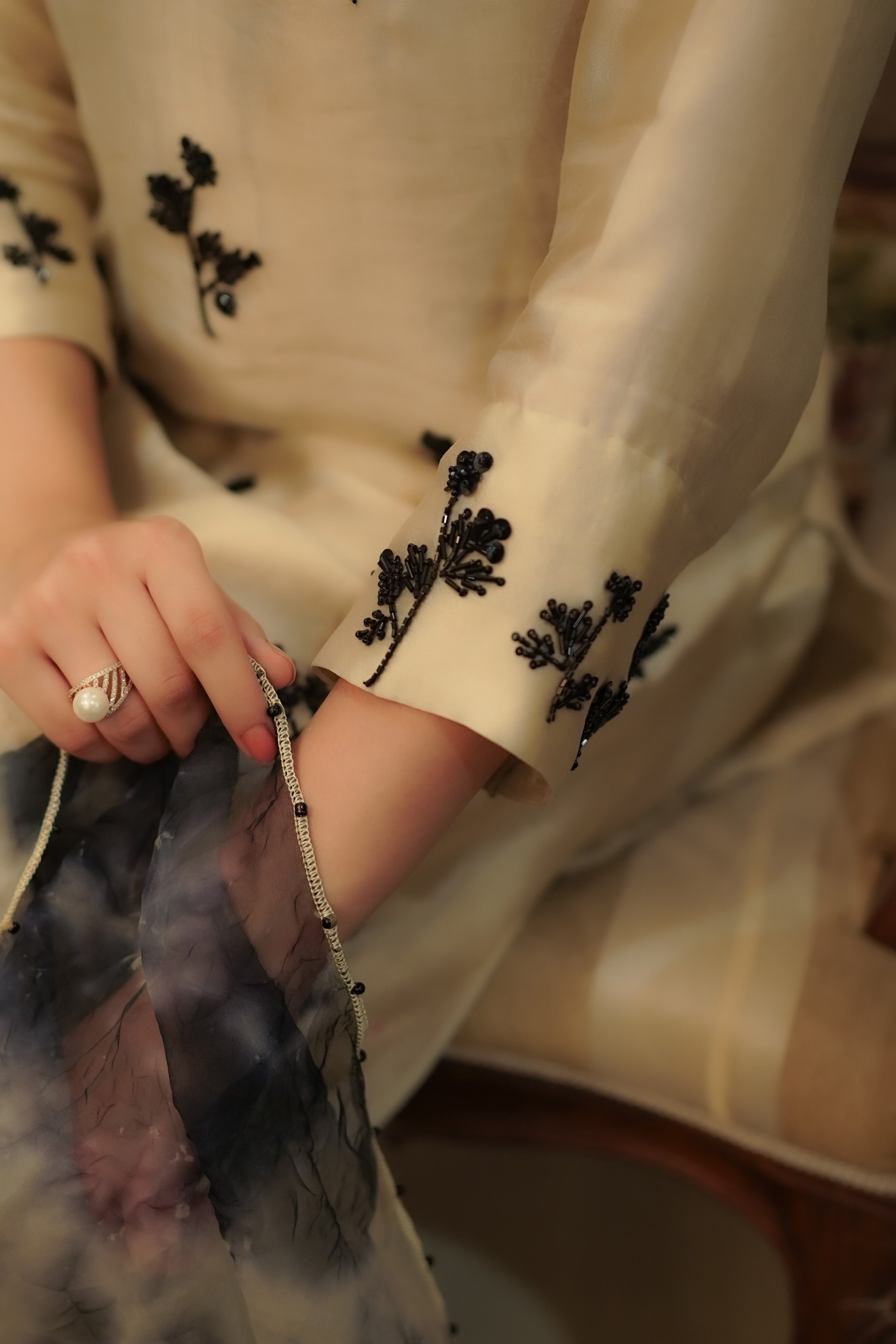 EST-006 AANCHAL - (Stitched 3 Piece) - SYAH