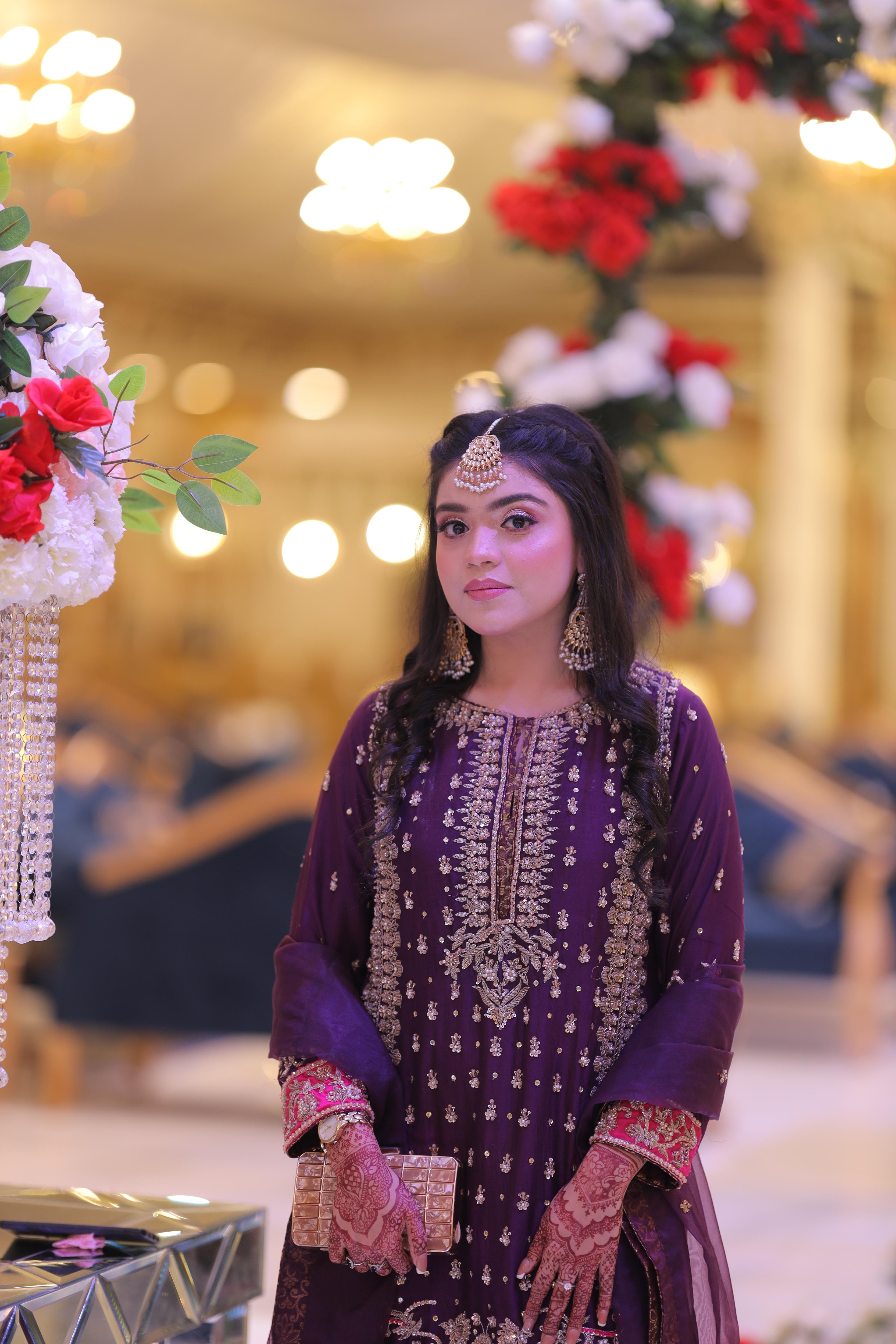 EST-024 MEHRUNISA - SYAH