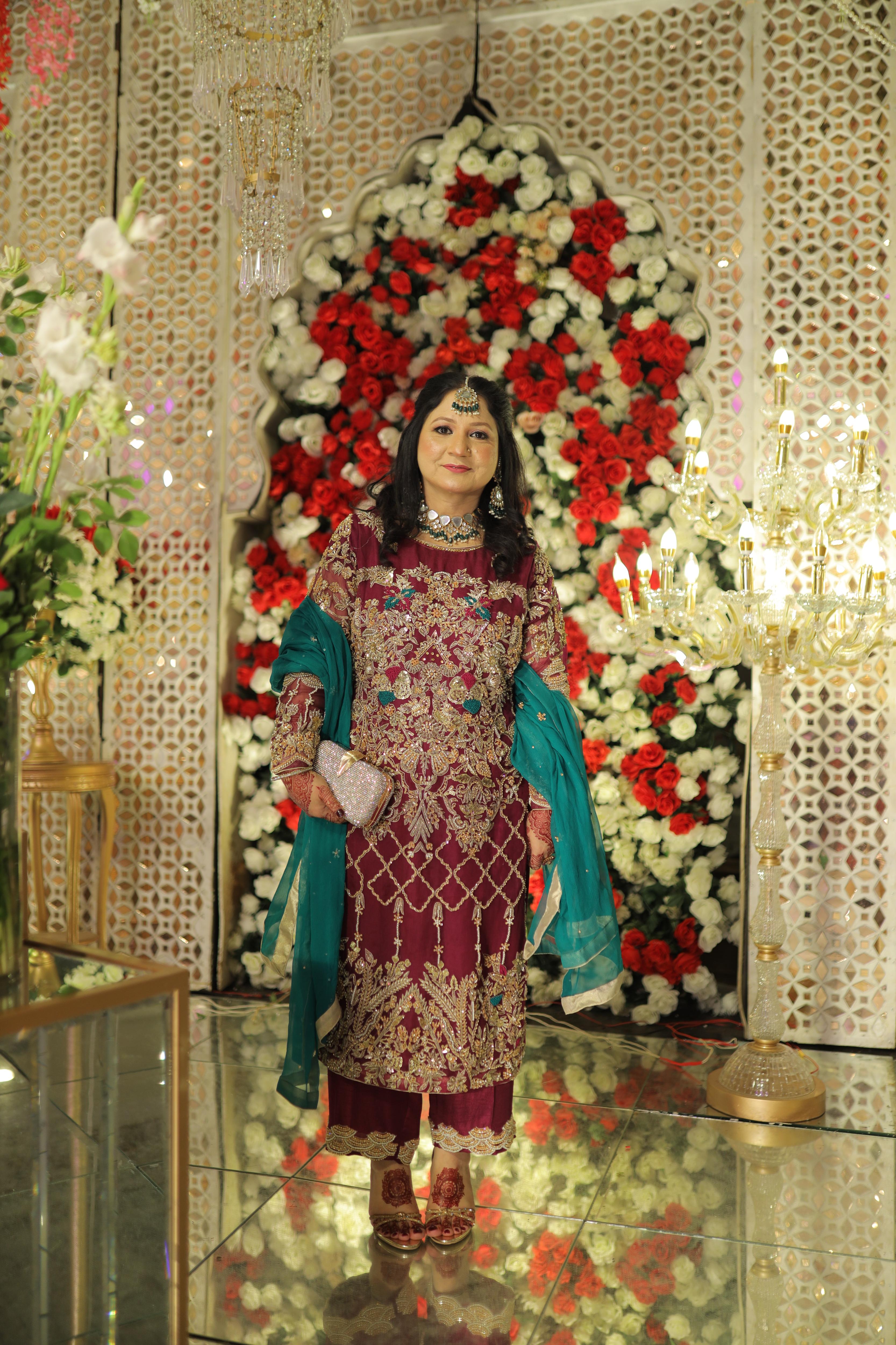 EST-025 ZEENAT - SYAH