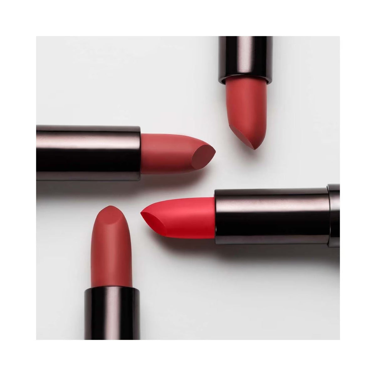 LAMEL Lipstick Powder Drop №407 Red Velvet
