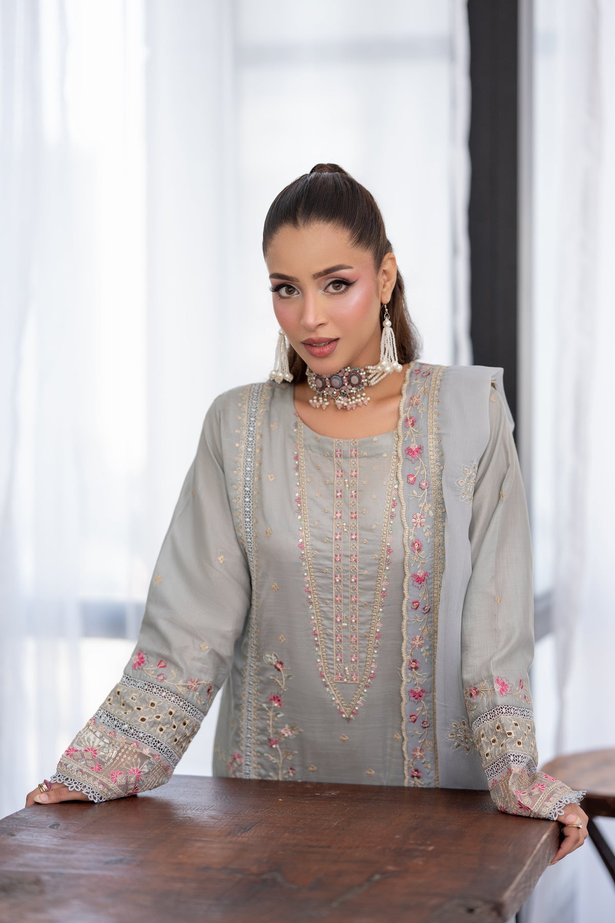 Vasifa BN-1117 - 3 Piece Stitched Fancy Heavy Embroidered - Bint-e-Noor