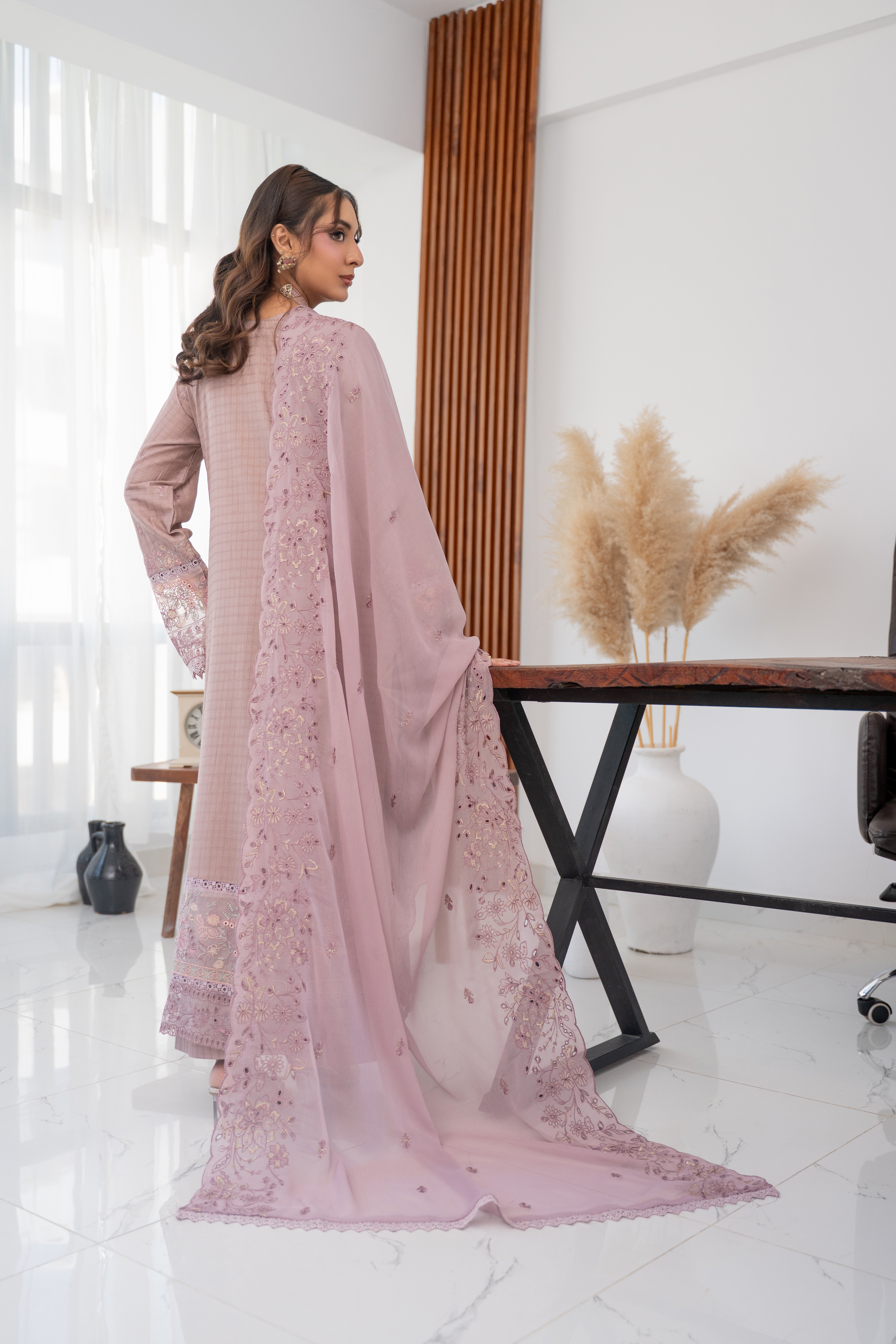 Vasifa BN-1116 - 3 Piece Stitched Fancy Heavy Embroidered - Bint-e-Noor