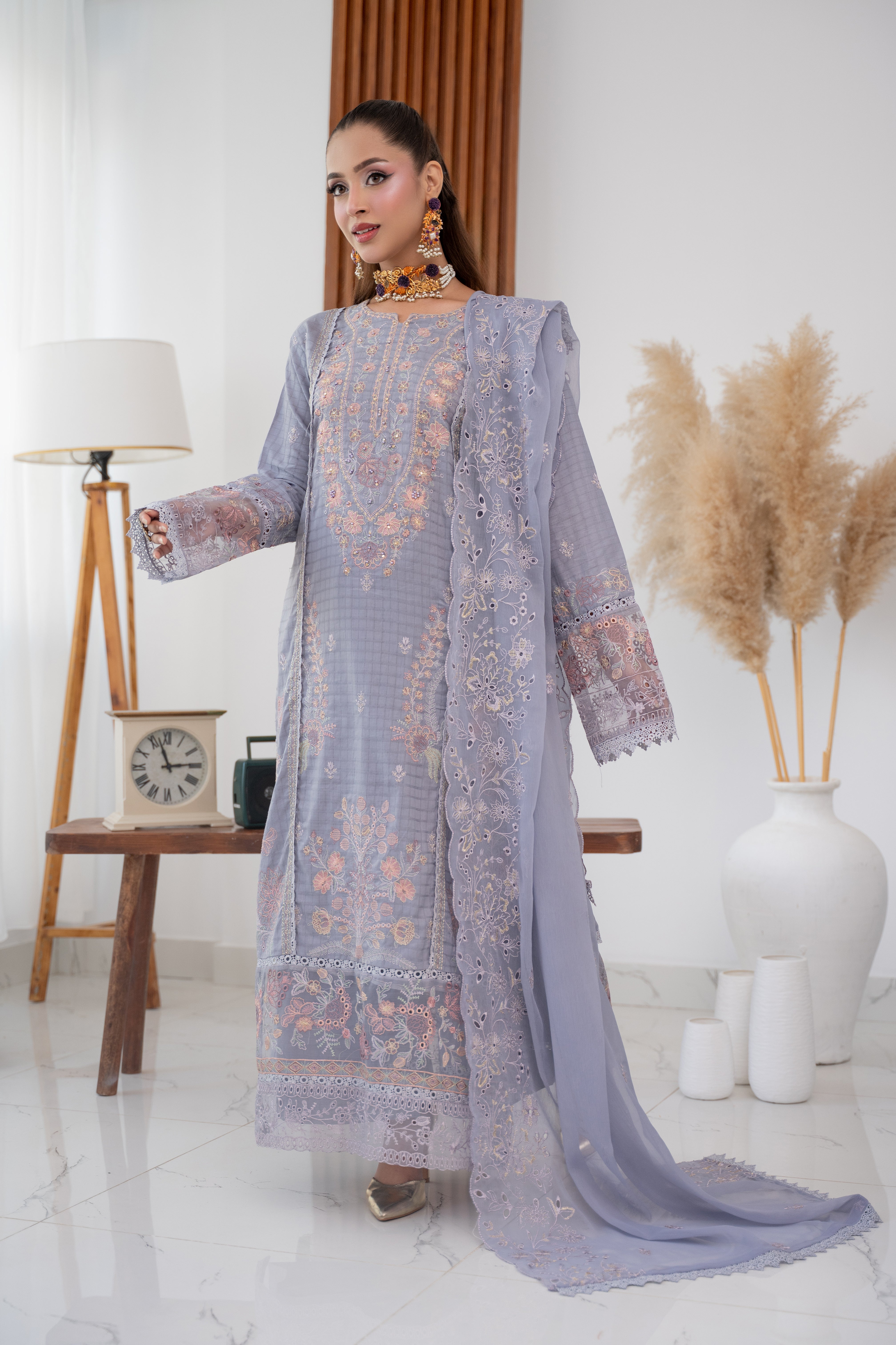 Vasifa BN-1115 - 3 Piece Stitched Fancy Heavy Embroidered - Bint-e-Noor
