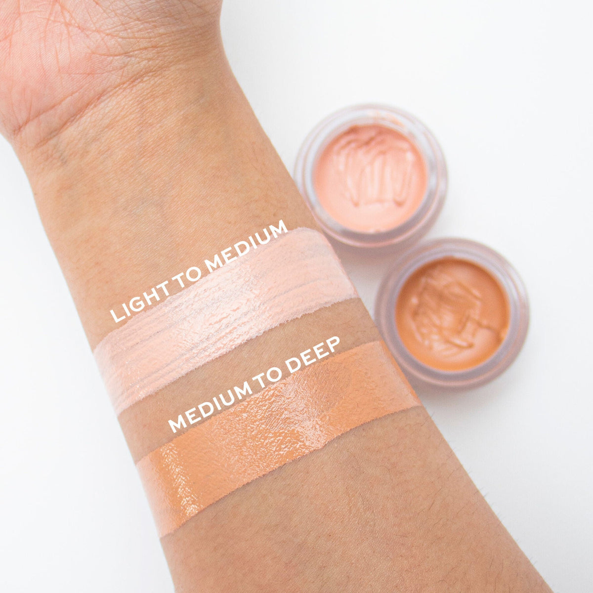 Makeup Revolution Eye Bright Under Eye Corrector Light To Medium 8gm
