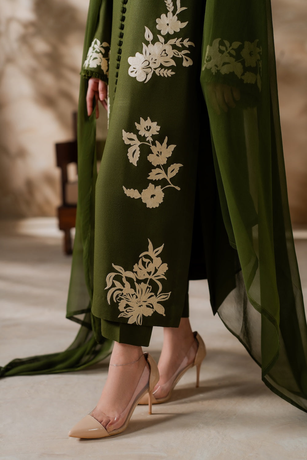 Mehndi Emb 3Pc Stitched - Tawakal Closet