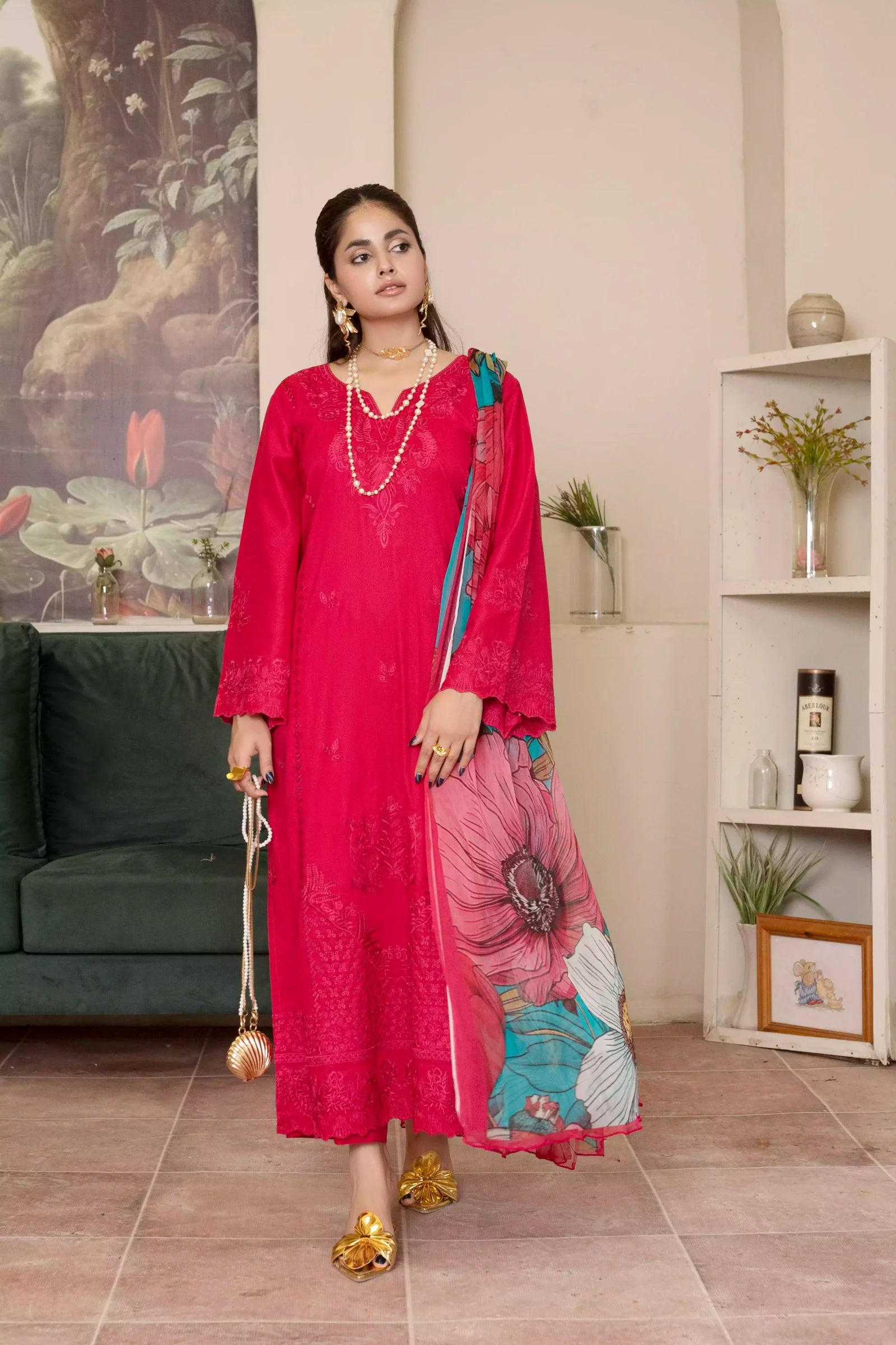 Scarlet Dream - Lawn - Eleganza