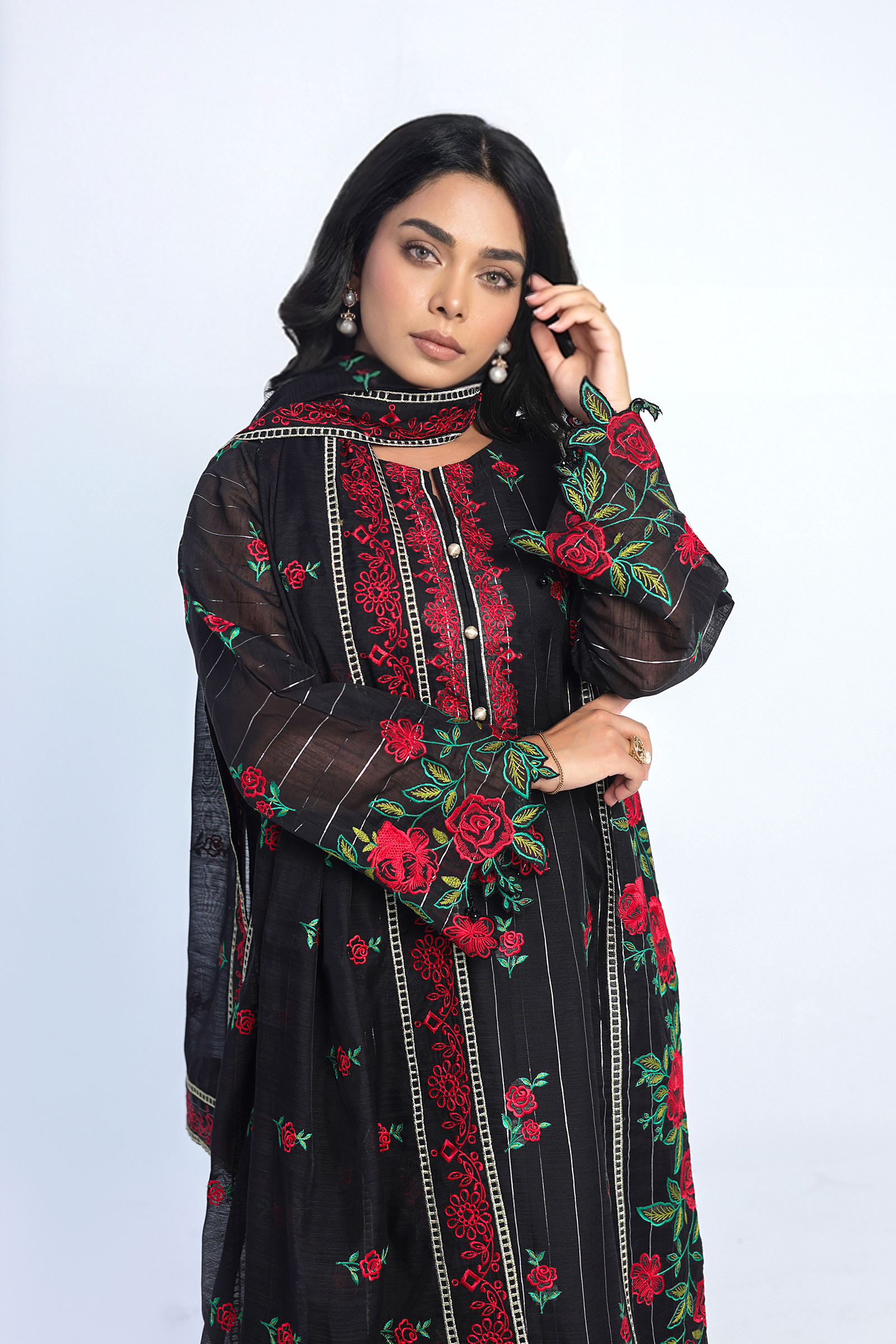 Simone  - Tasneem Shamim