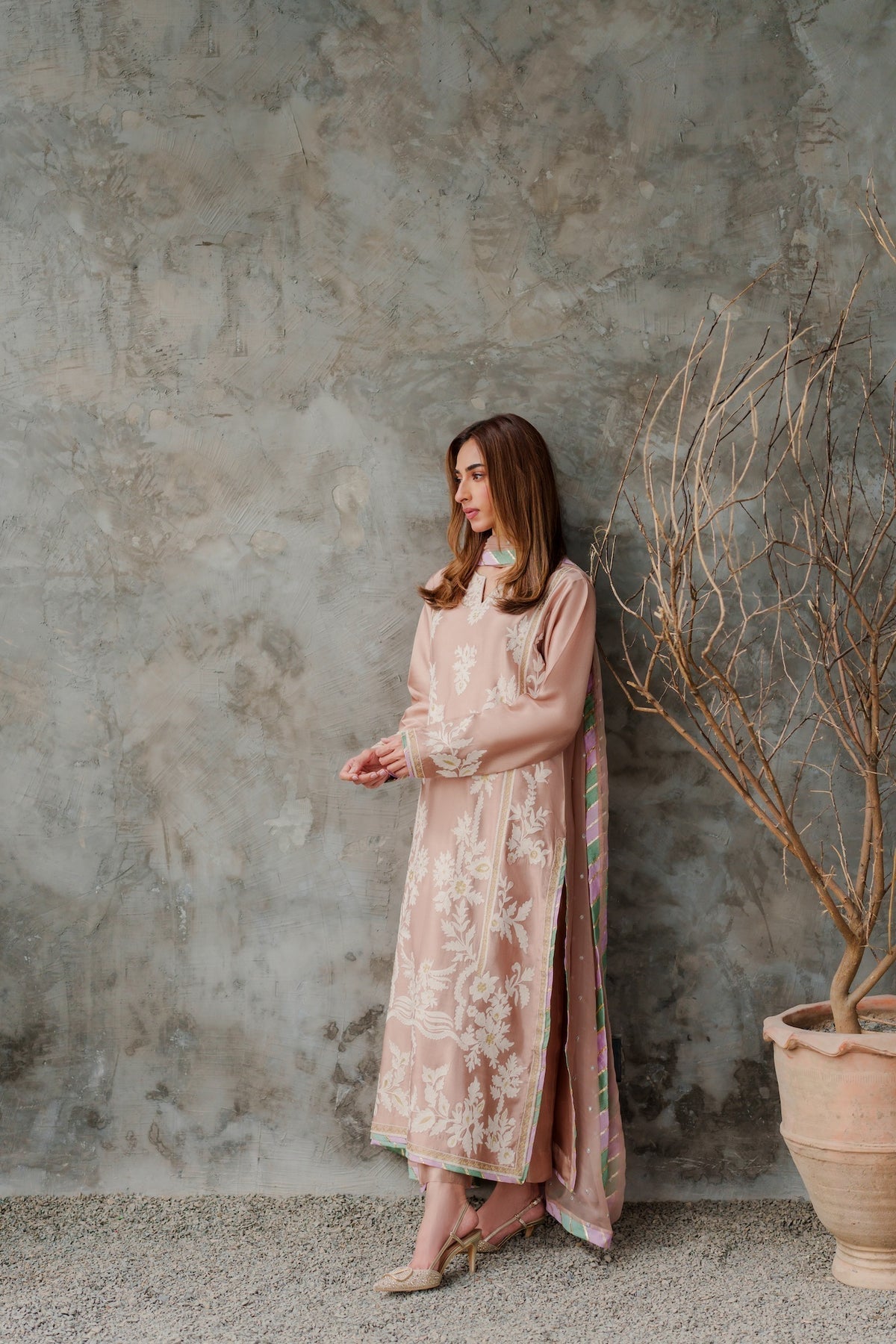 Zareen 3pcs Stitched - Tawakal Closet
